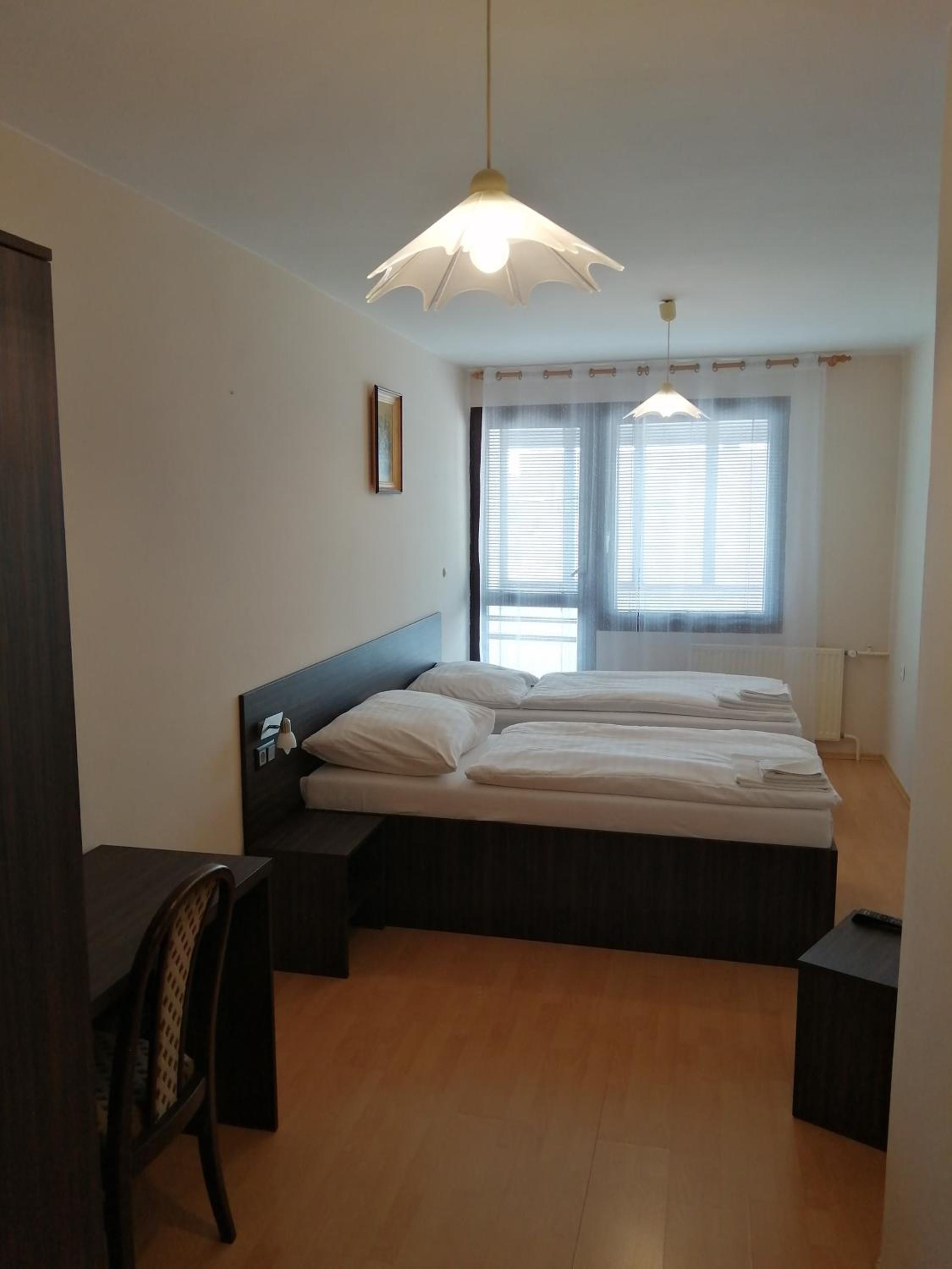 Twin Room with Shared Bathroom photo 2
