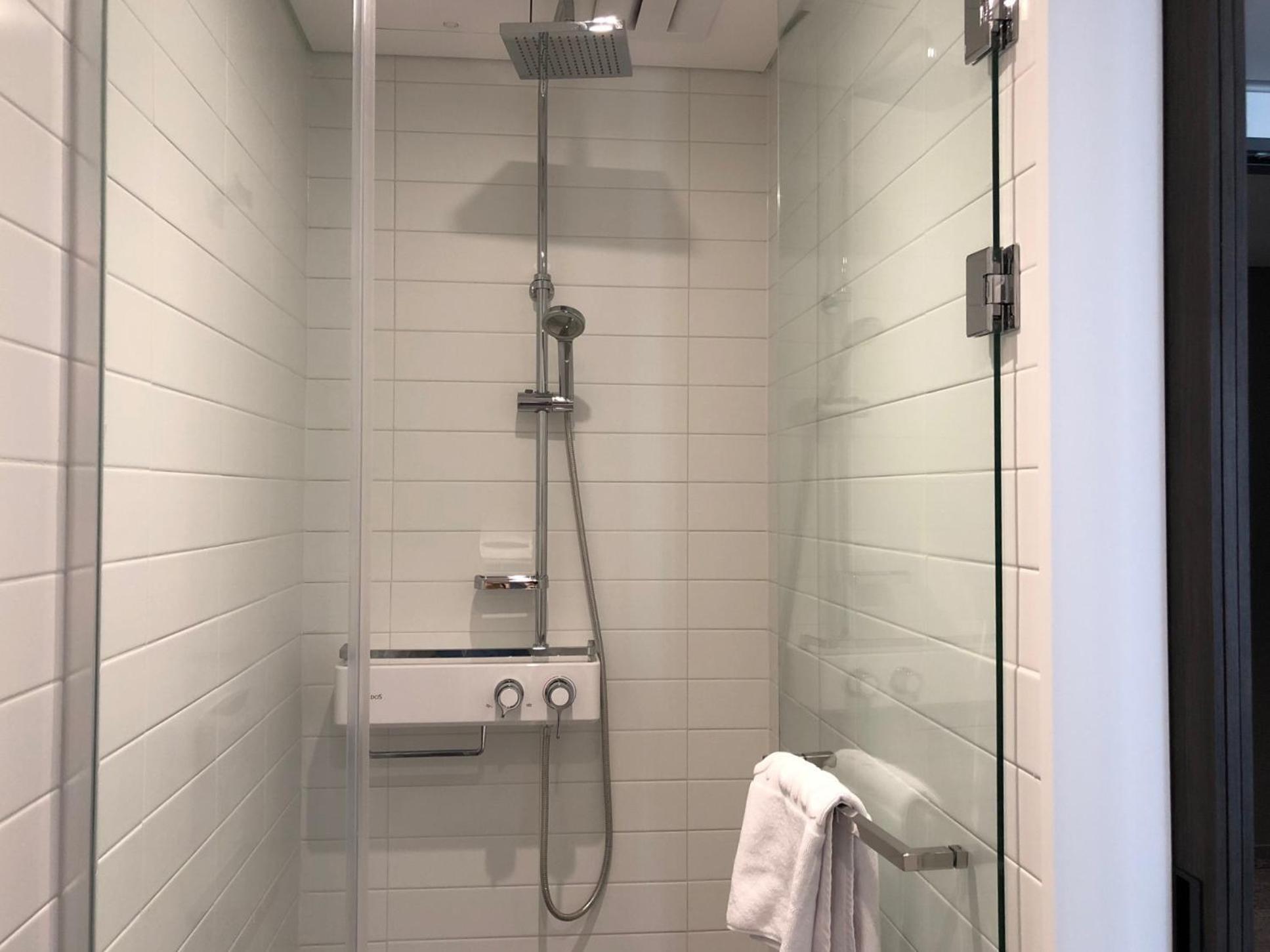 Standard Twin Room - Photo 5