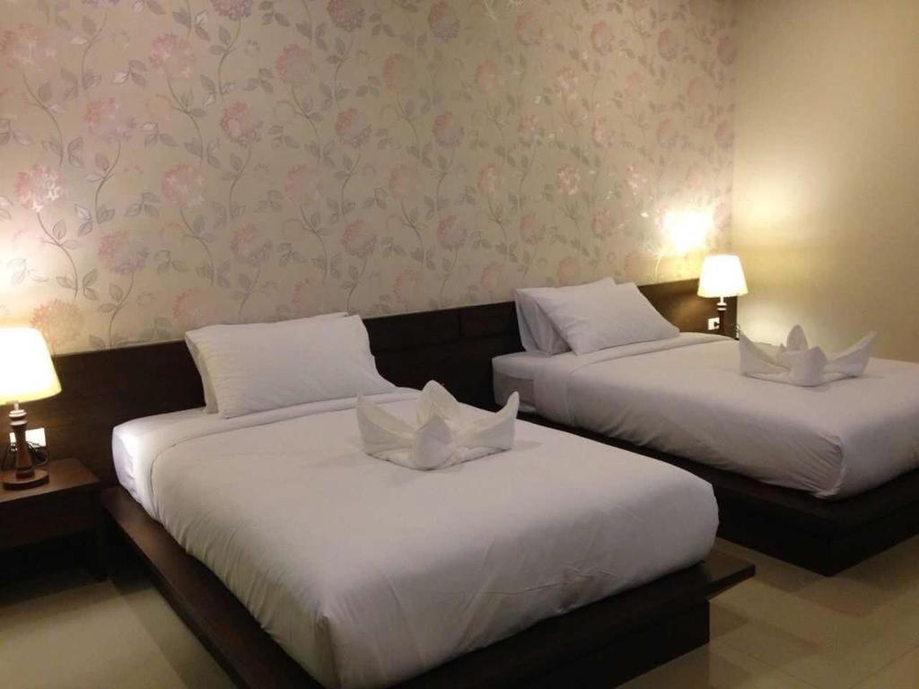 Deluxe Twin Room - Photo 2