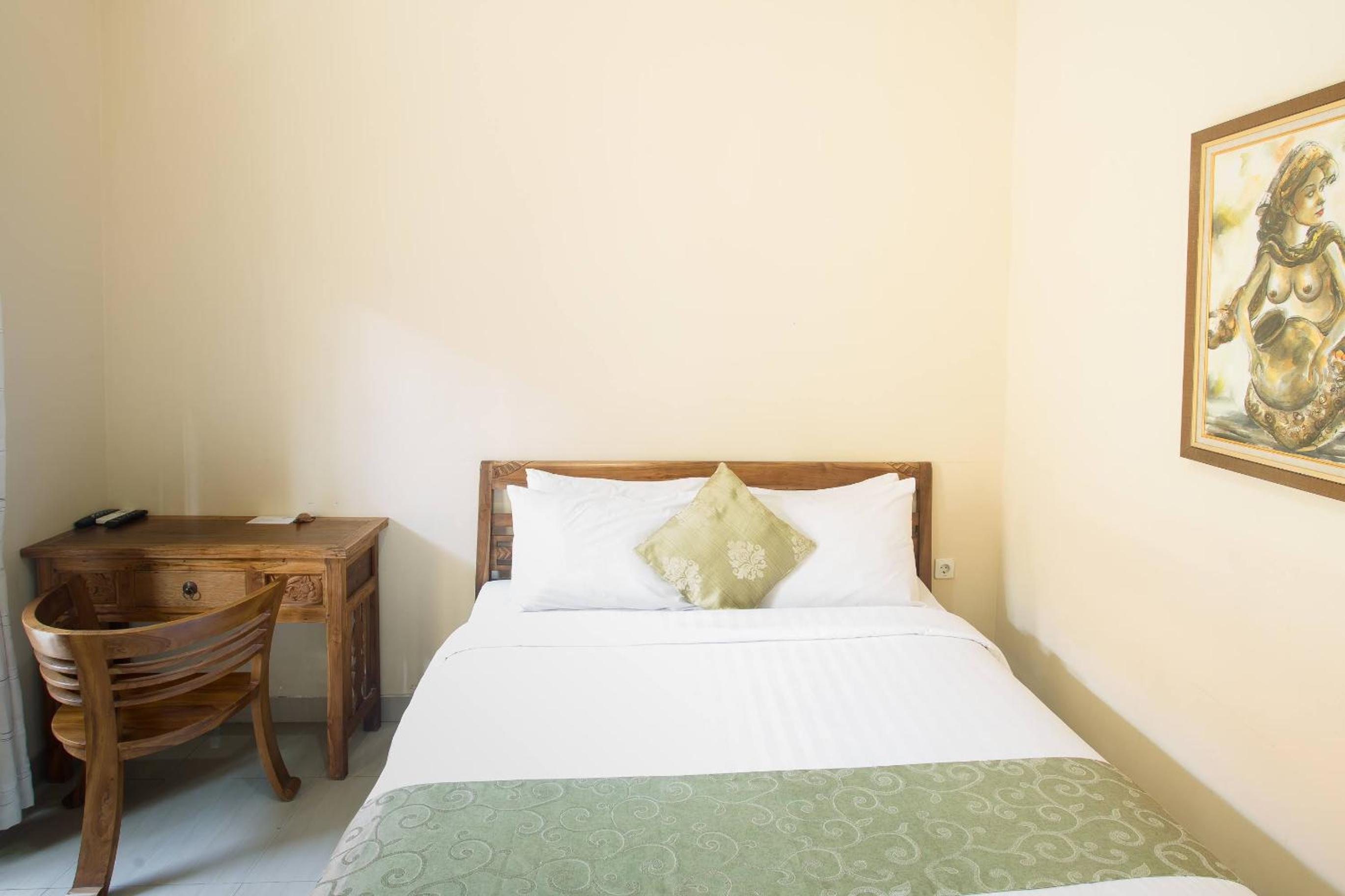 Standard Double Room - Photo 6
