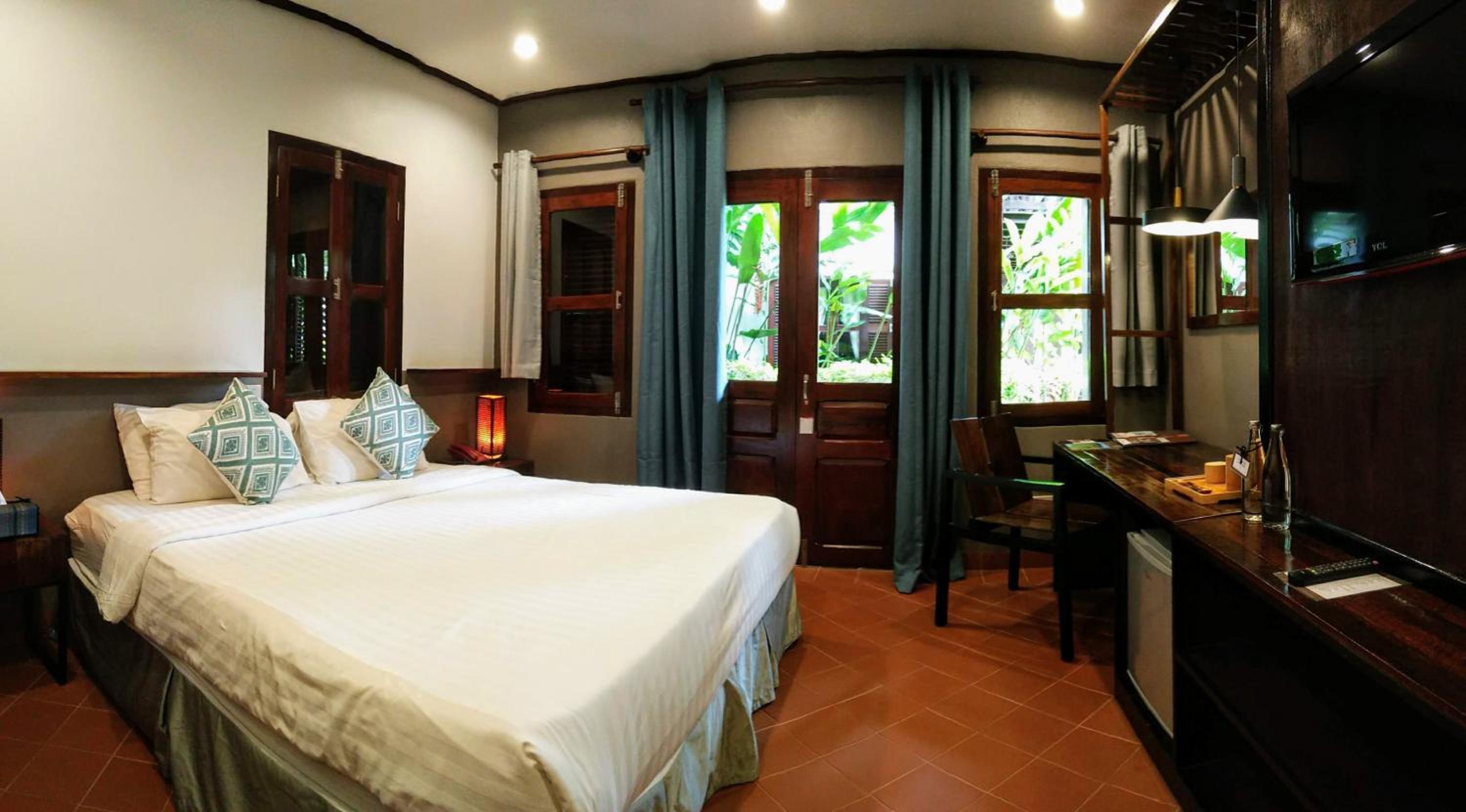 Superior Double or Twin Room photo 3