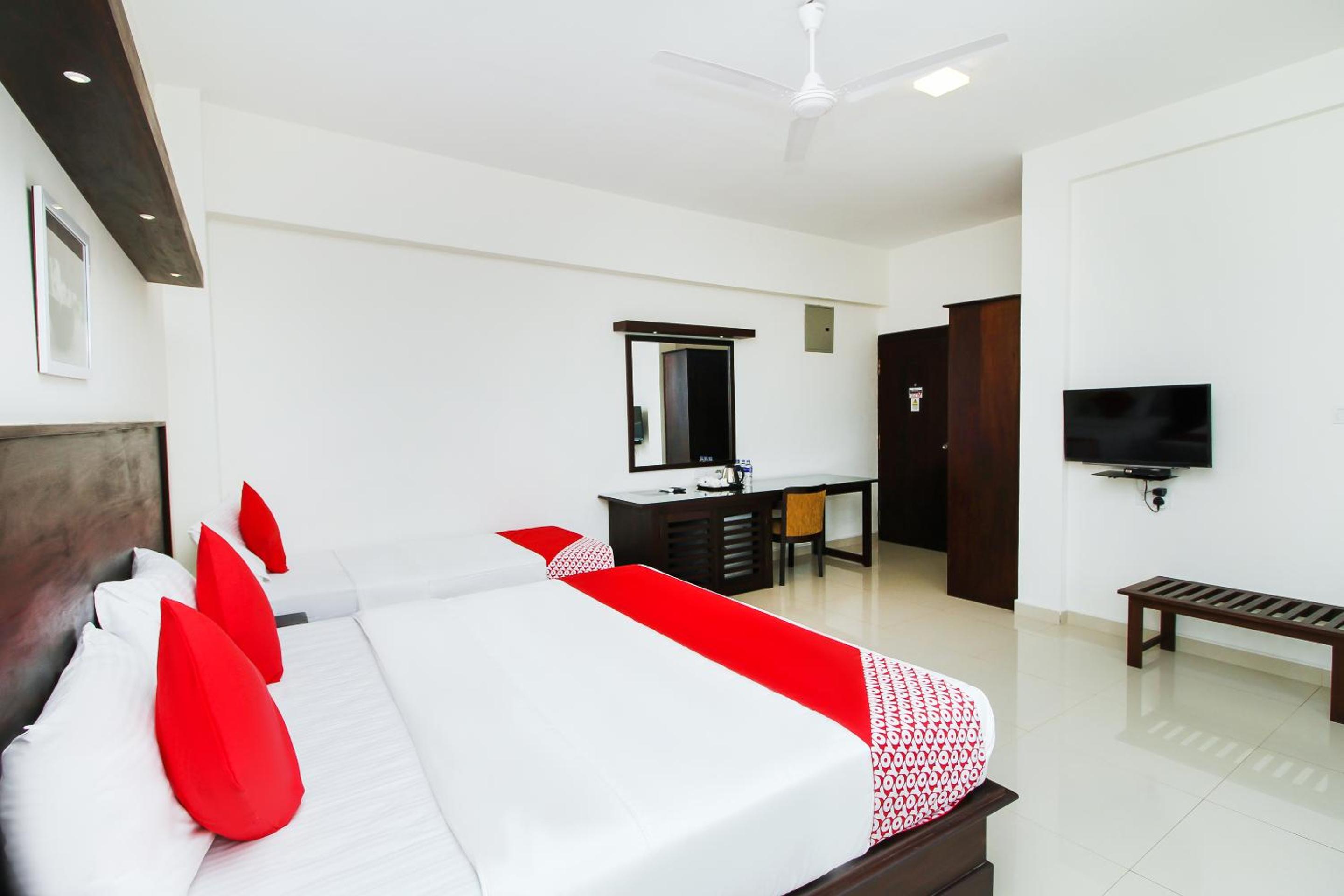 Deluxe Twin Room photo 3