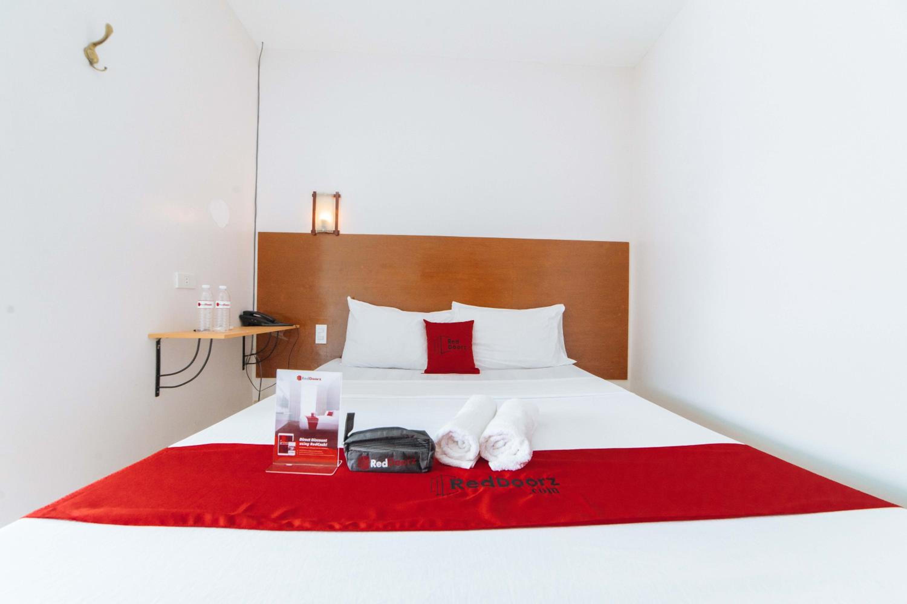 Double Room - Photo 5