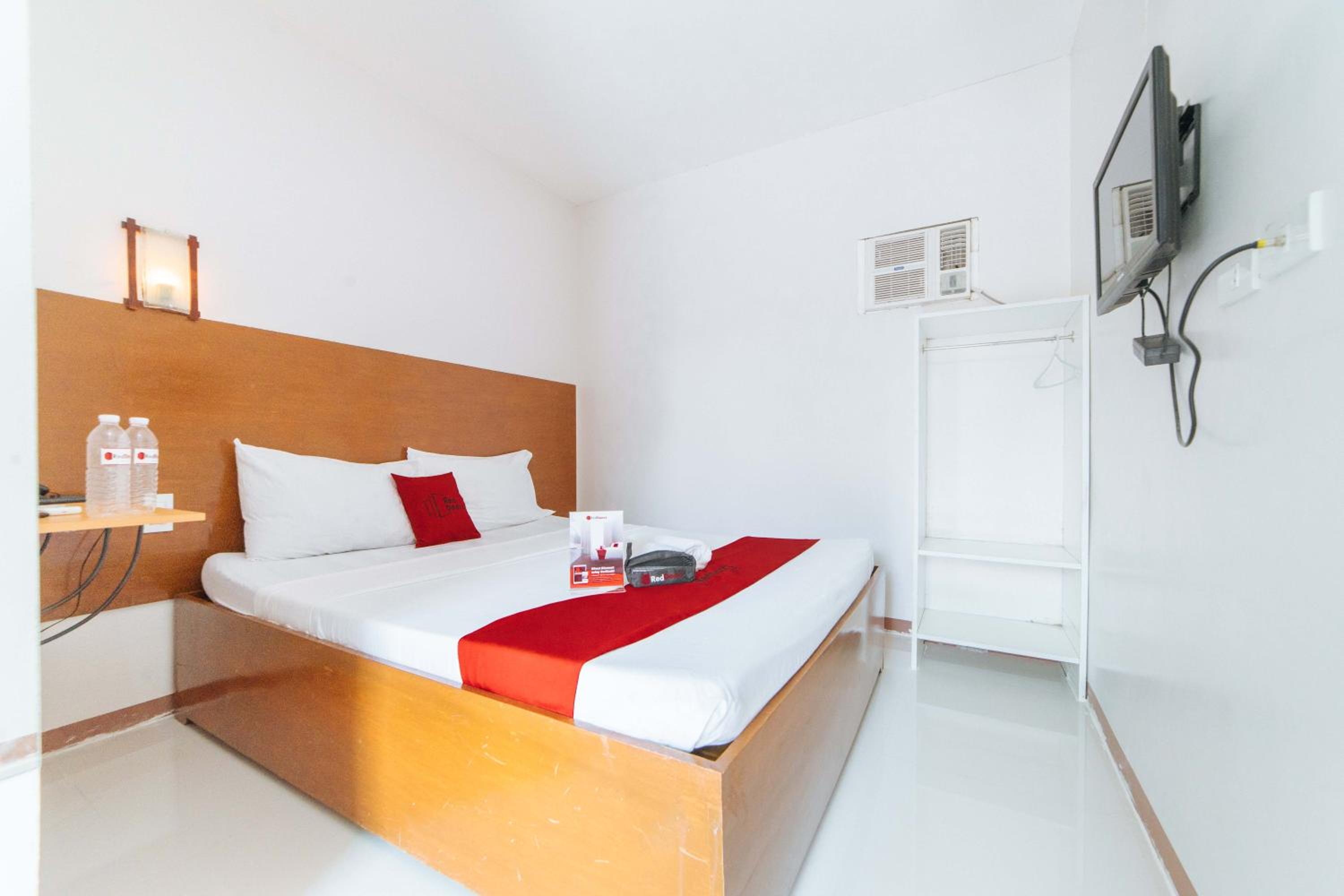 Double Room - Photo 9