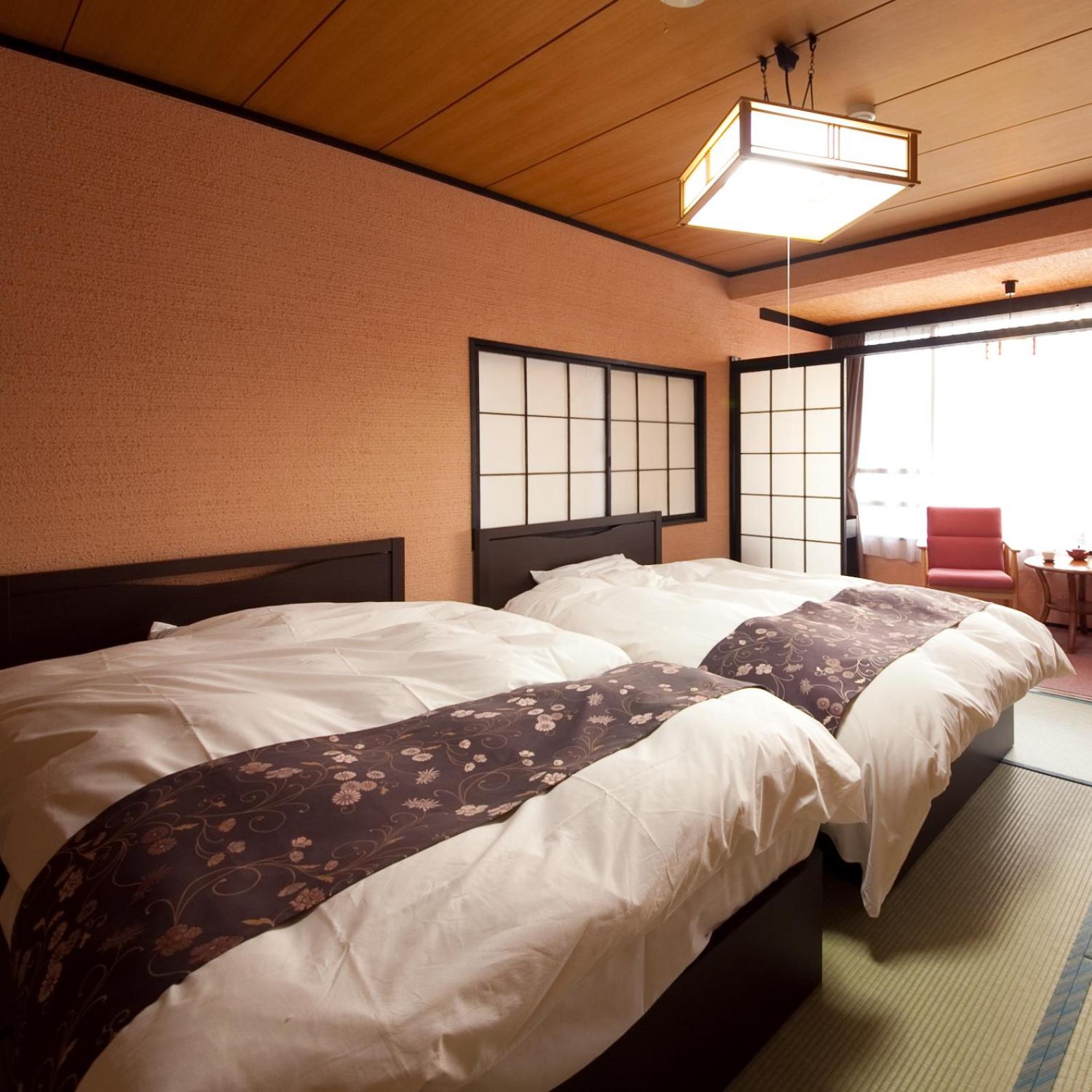 Twin Room - Photo 3