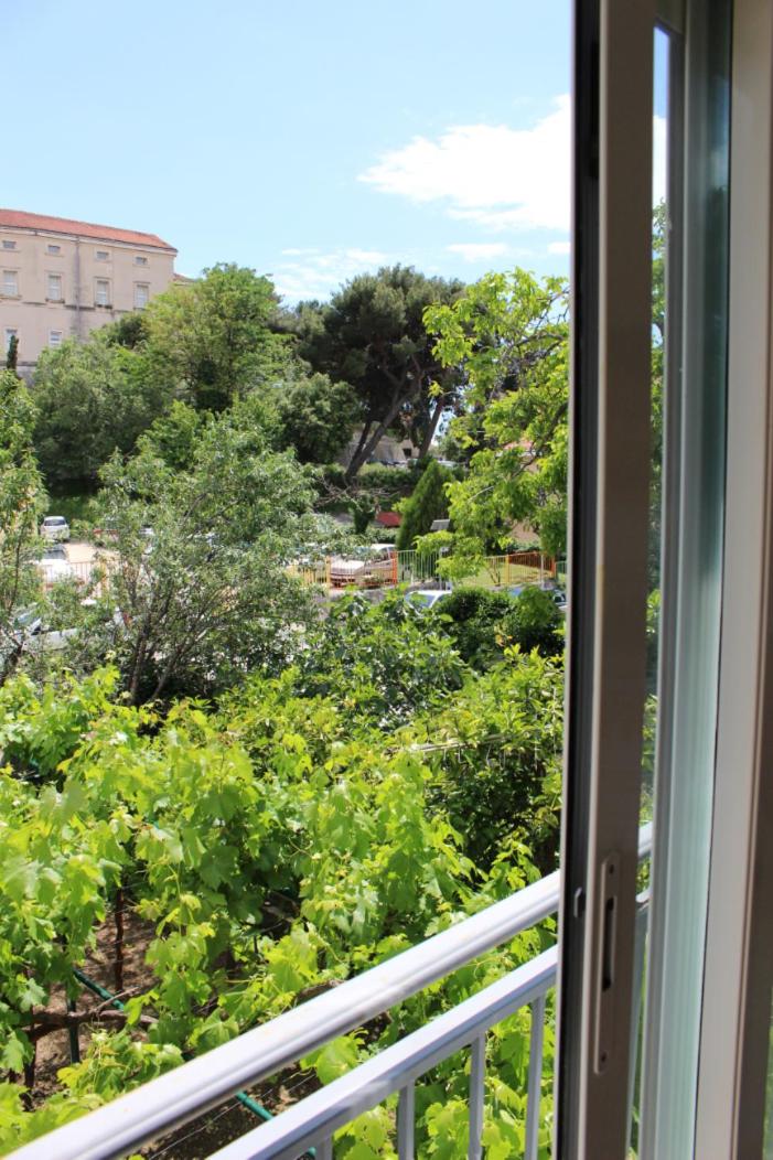 Double Room with Garden View - Photo 5