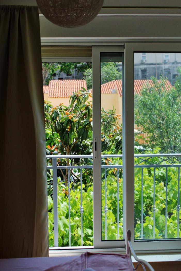 Double Room with Garden View - Photo 16
