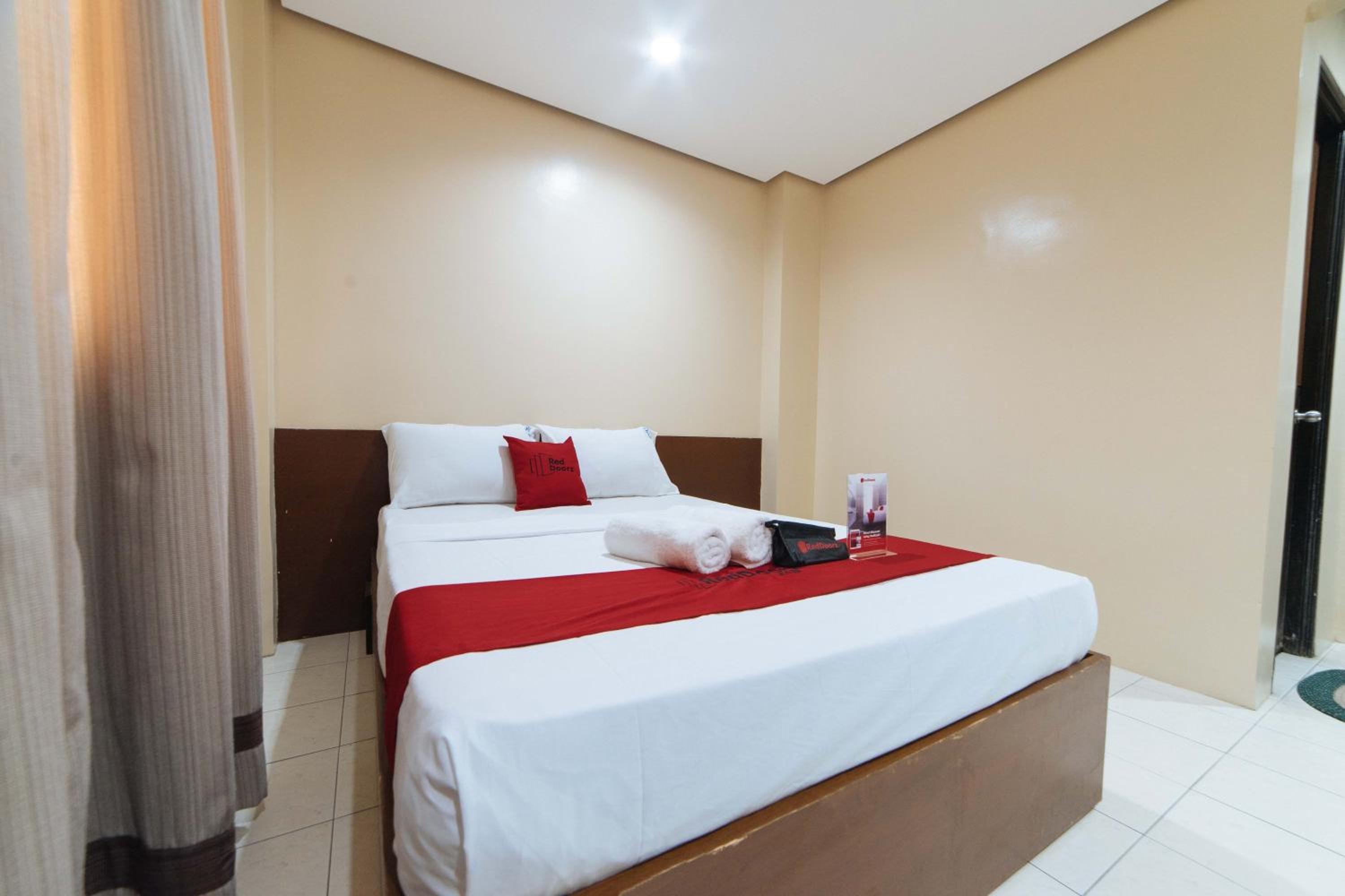 Double Room - Photo 5