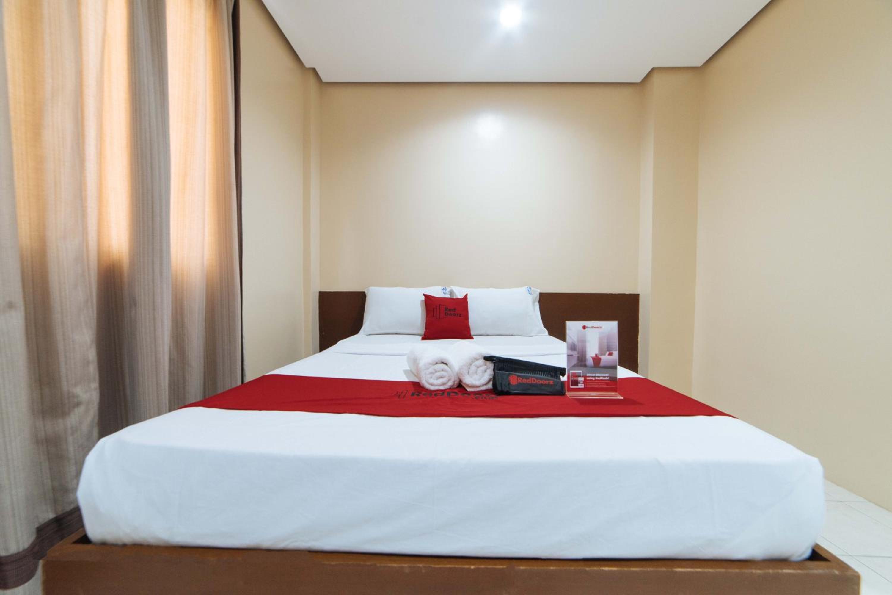Double Room - Photo 8