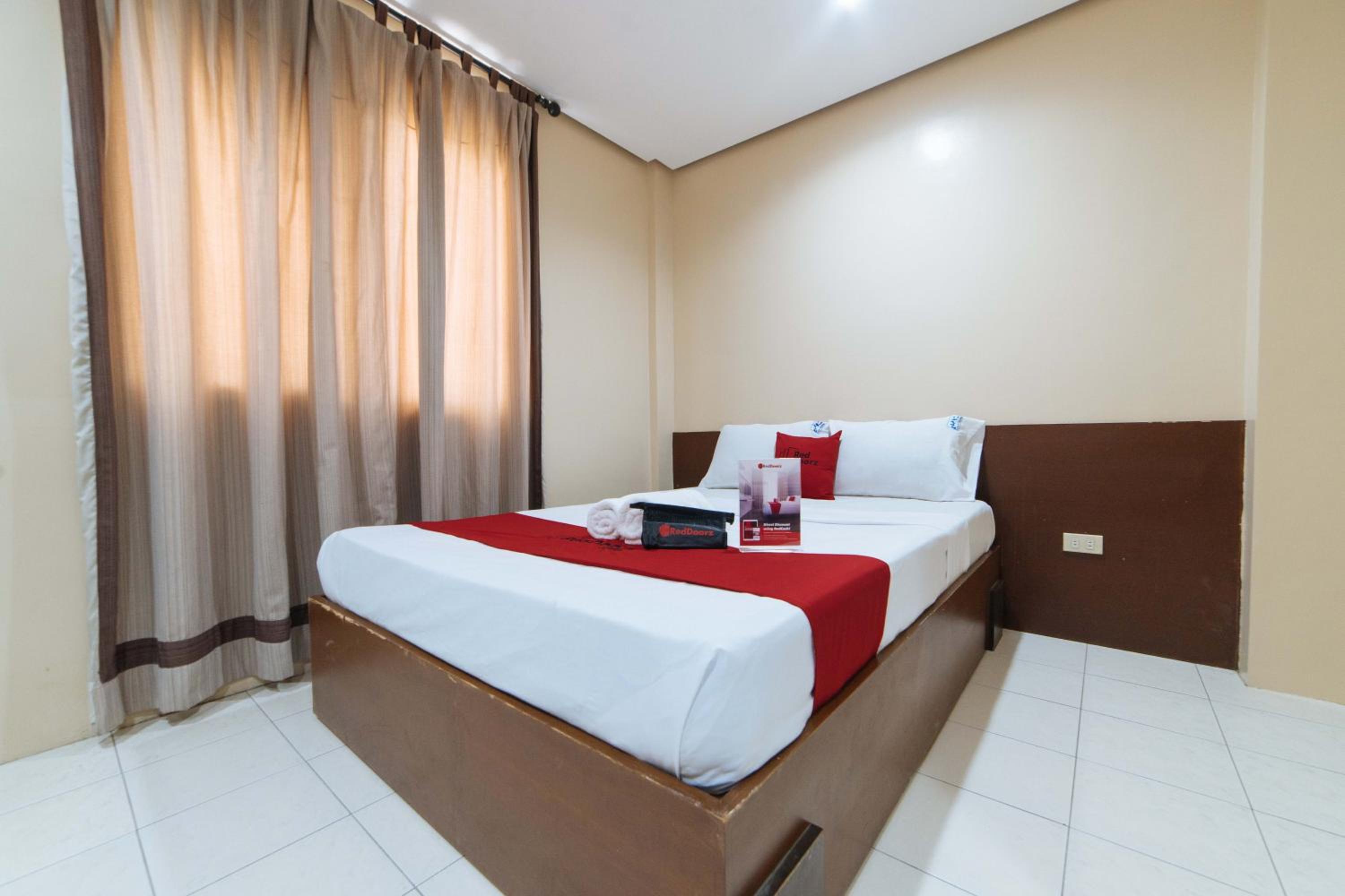 Double Room - Photo 7