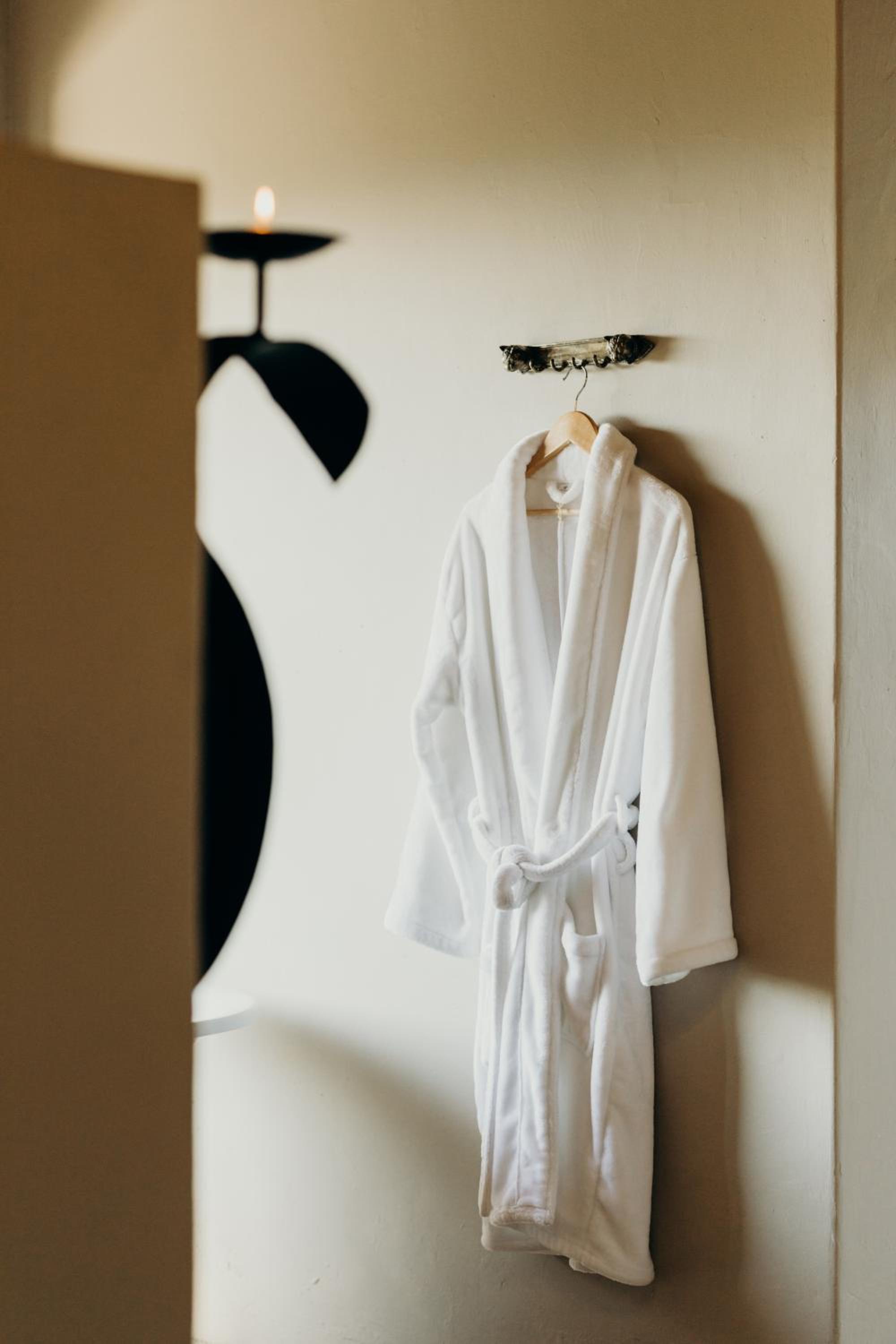 Luxury King or Twin Suite - Photo 9