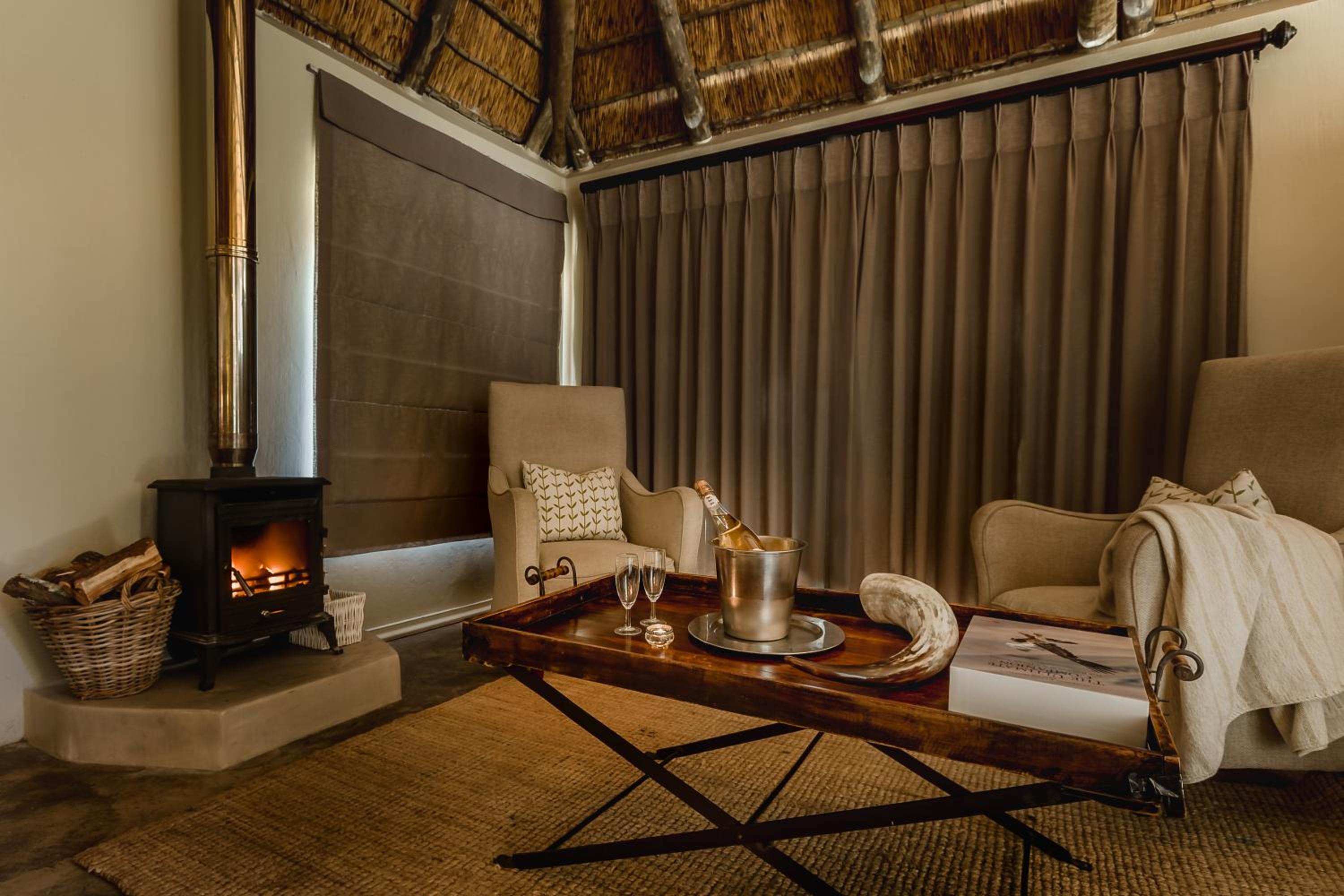 Luxury King or Twin Suite - Photo 7
