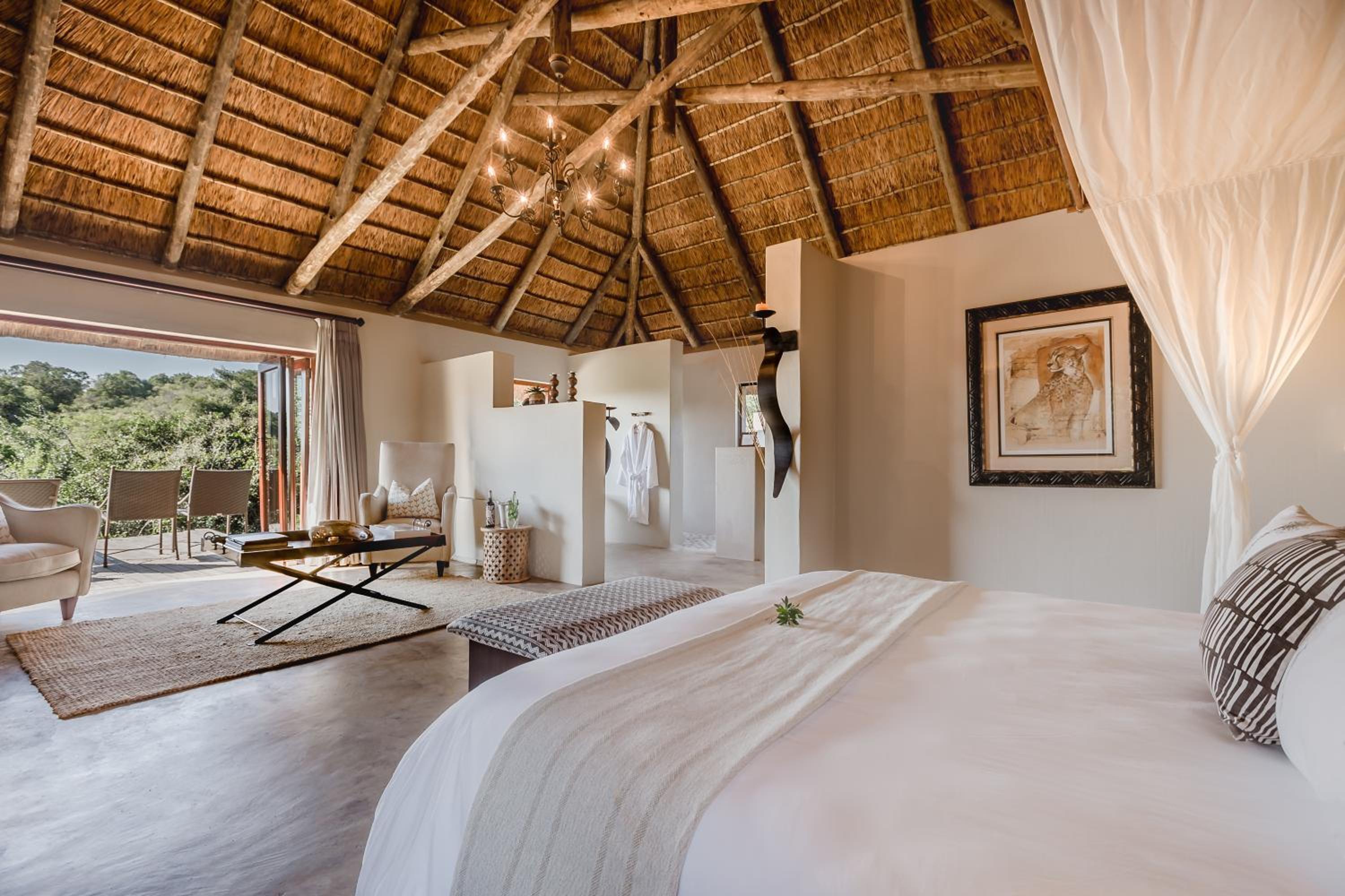 Luxury King or Twin Suite - Photo 10