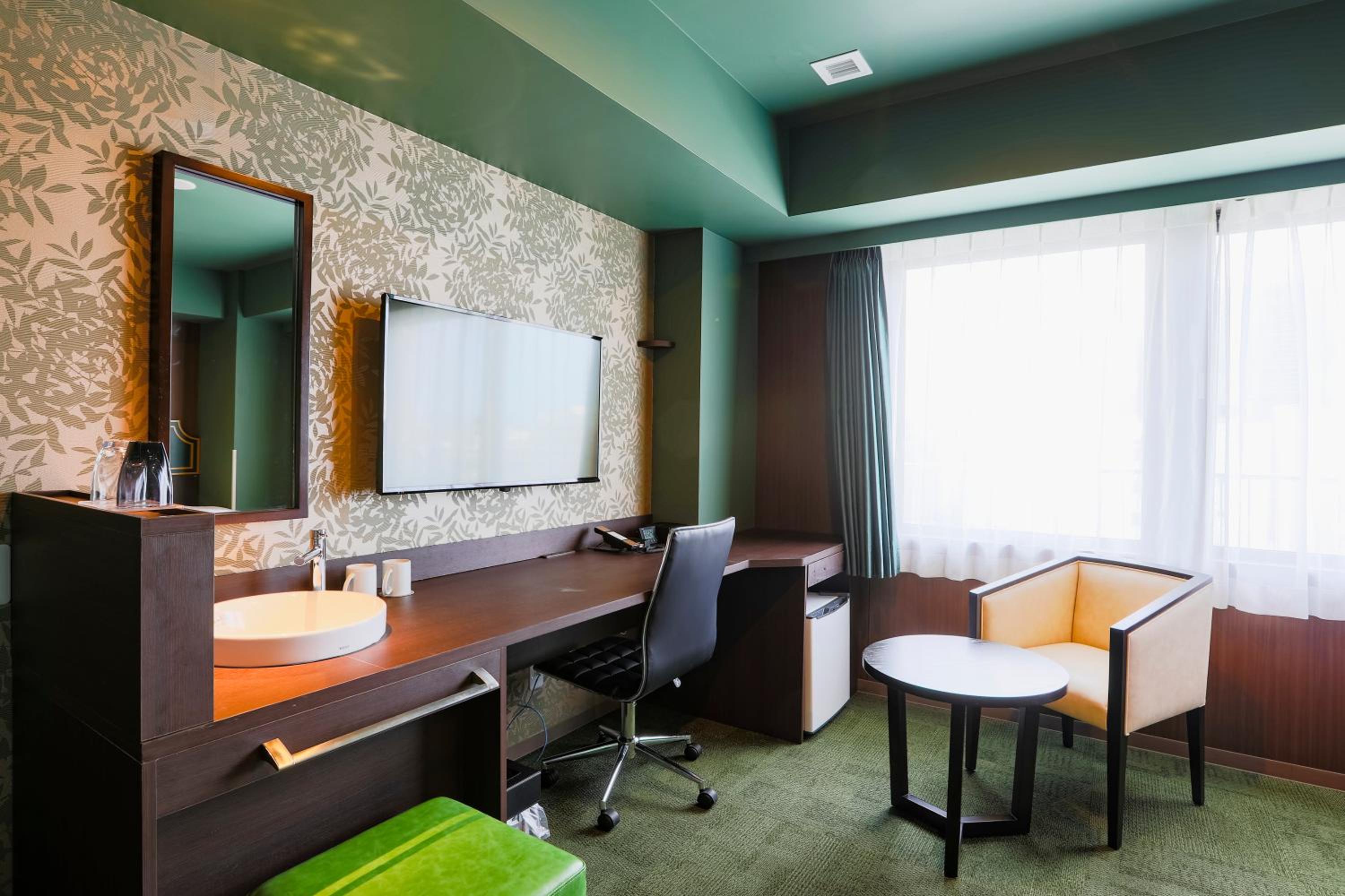 Deluxe Twin Room - Photo 11