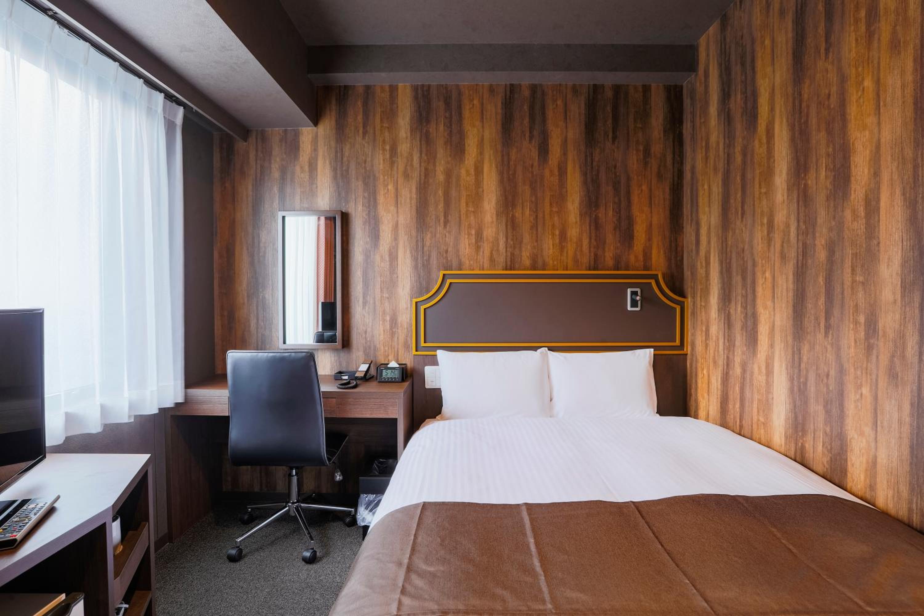 Double Room - Photo 15