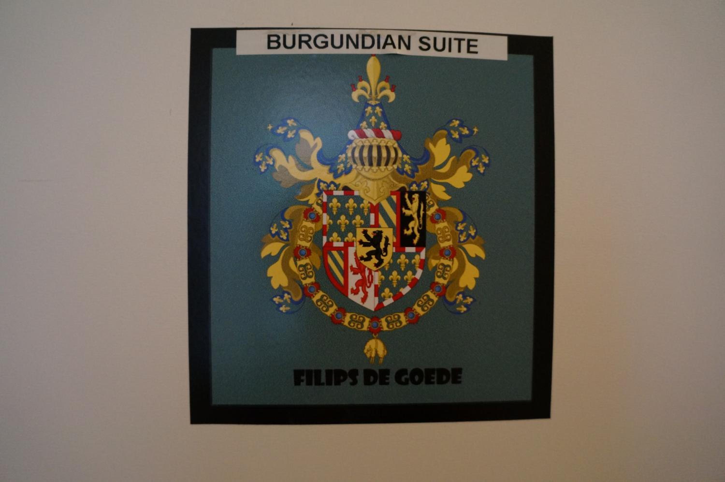 Deluxe Suite photo 3