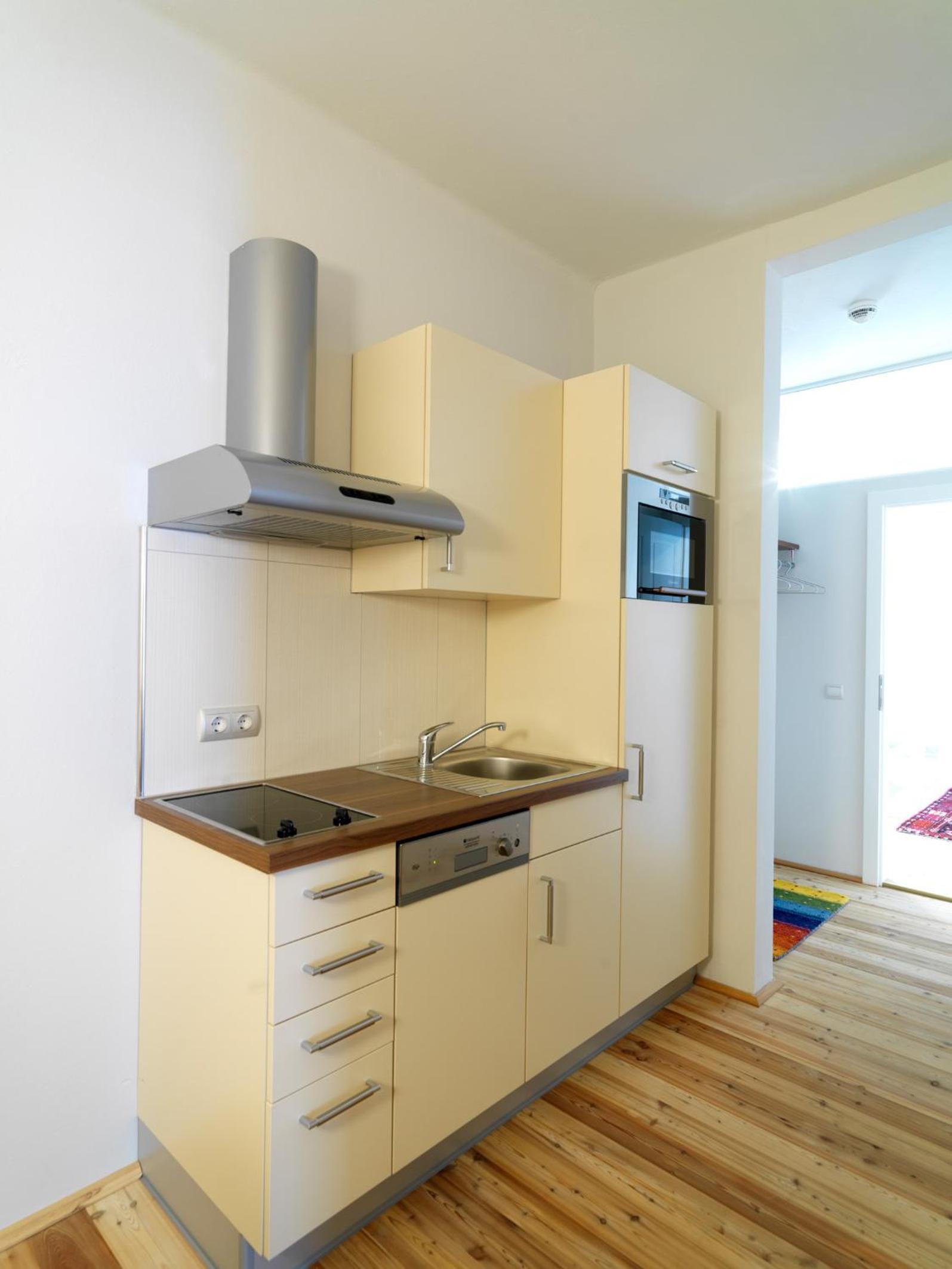 One-Bedroom Apartment photo 2
