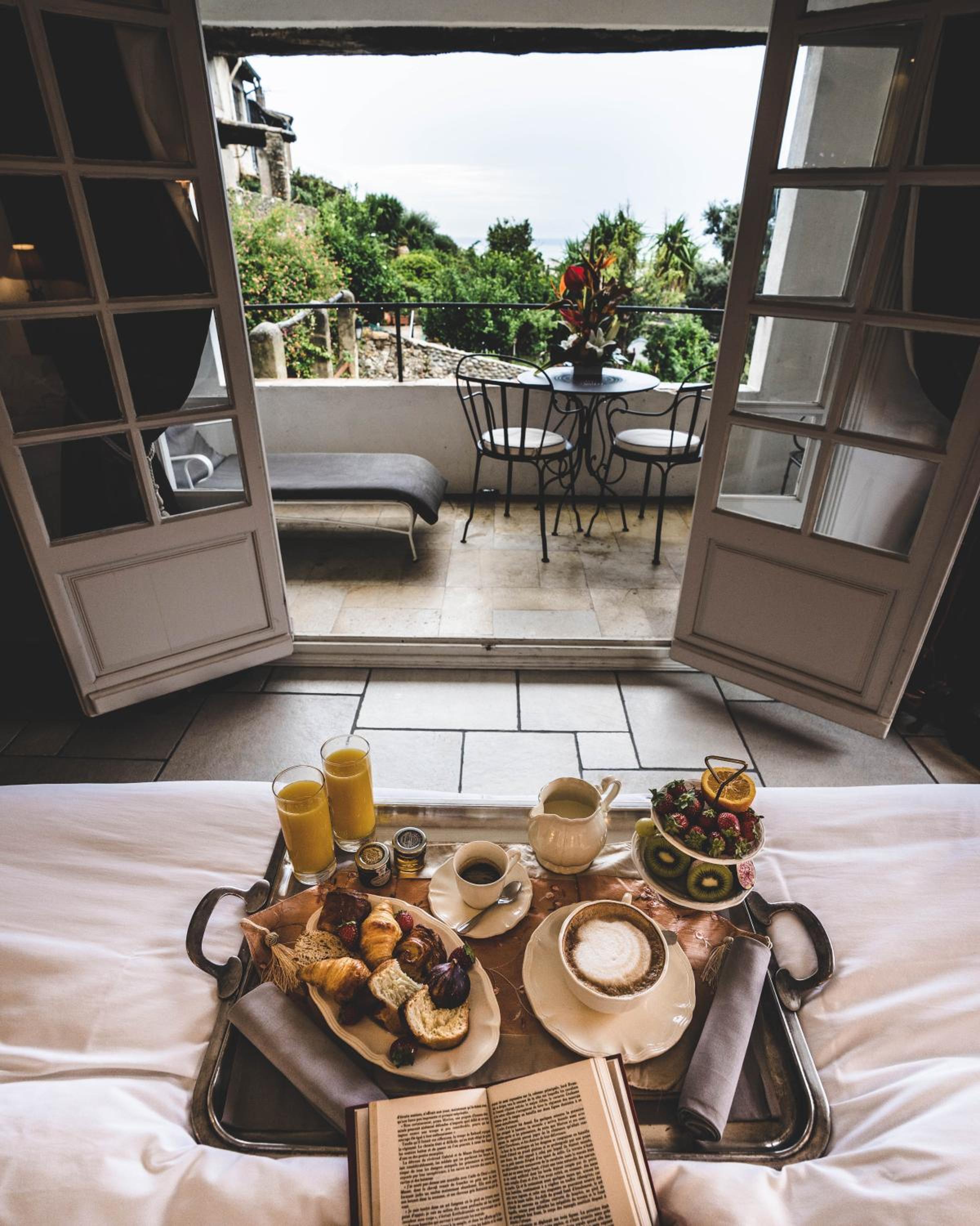 Junior Suite with Balcony