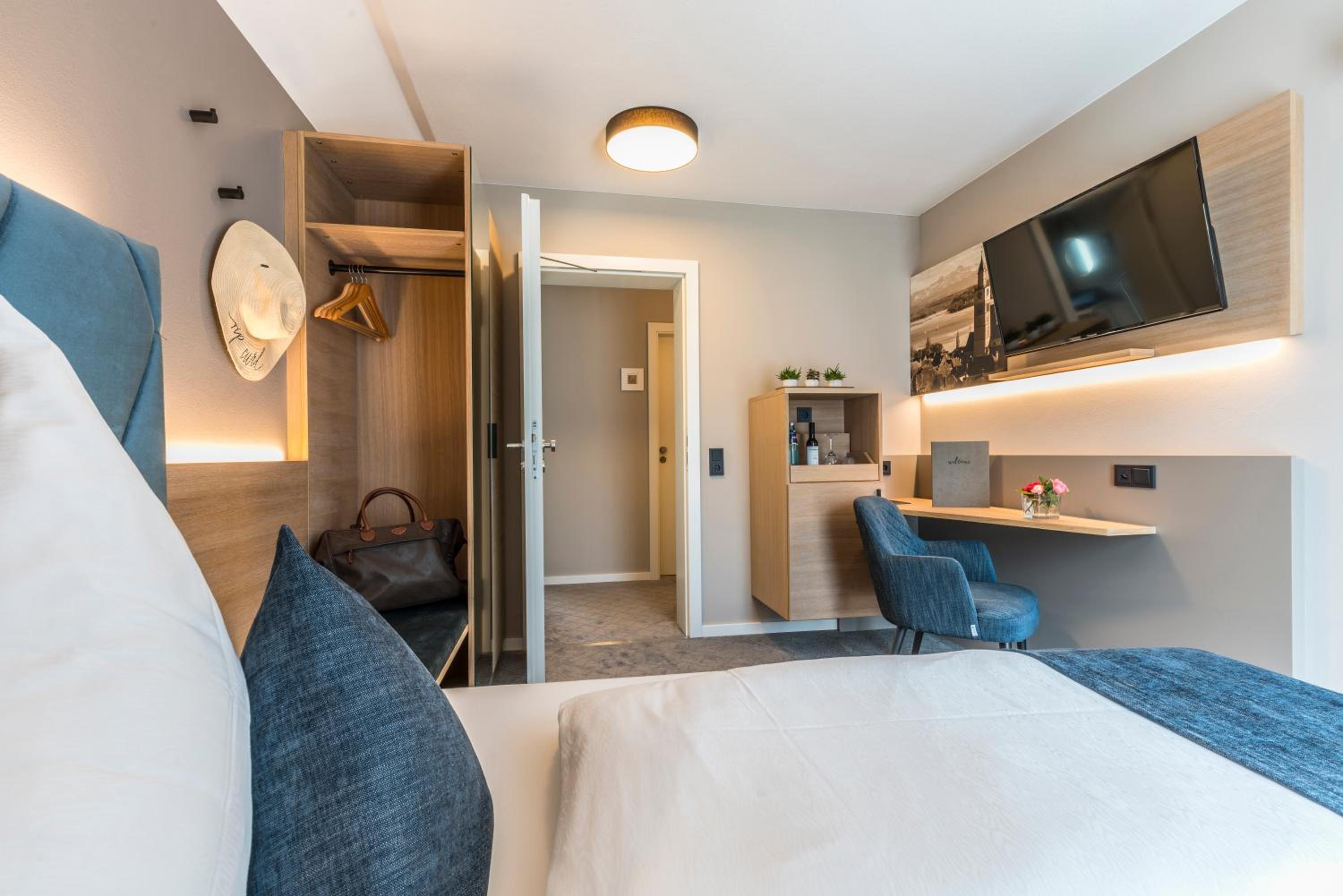 Single Room with Shower
