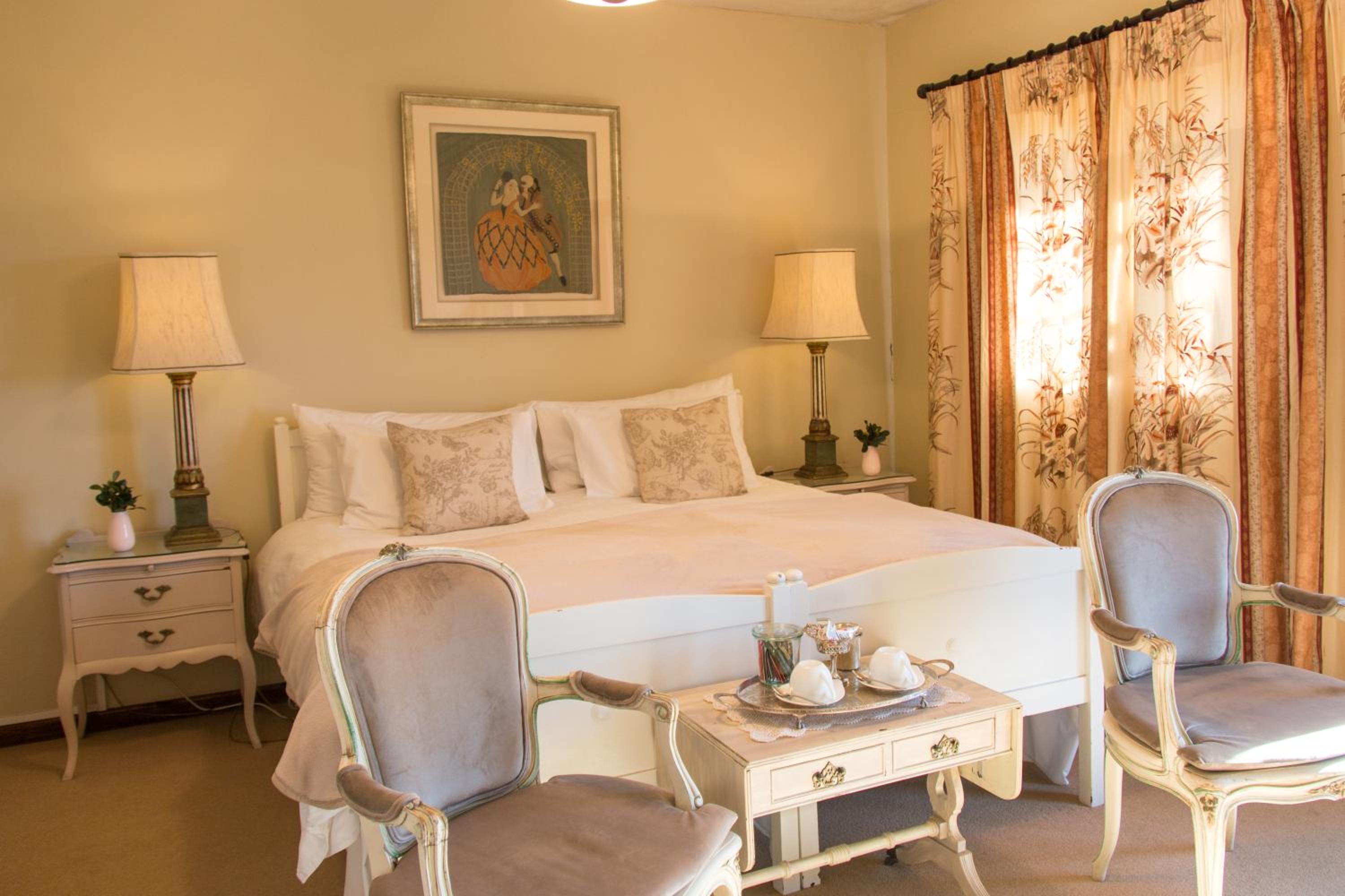 Double or Twin Room with View - Photo 2
