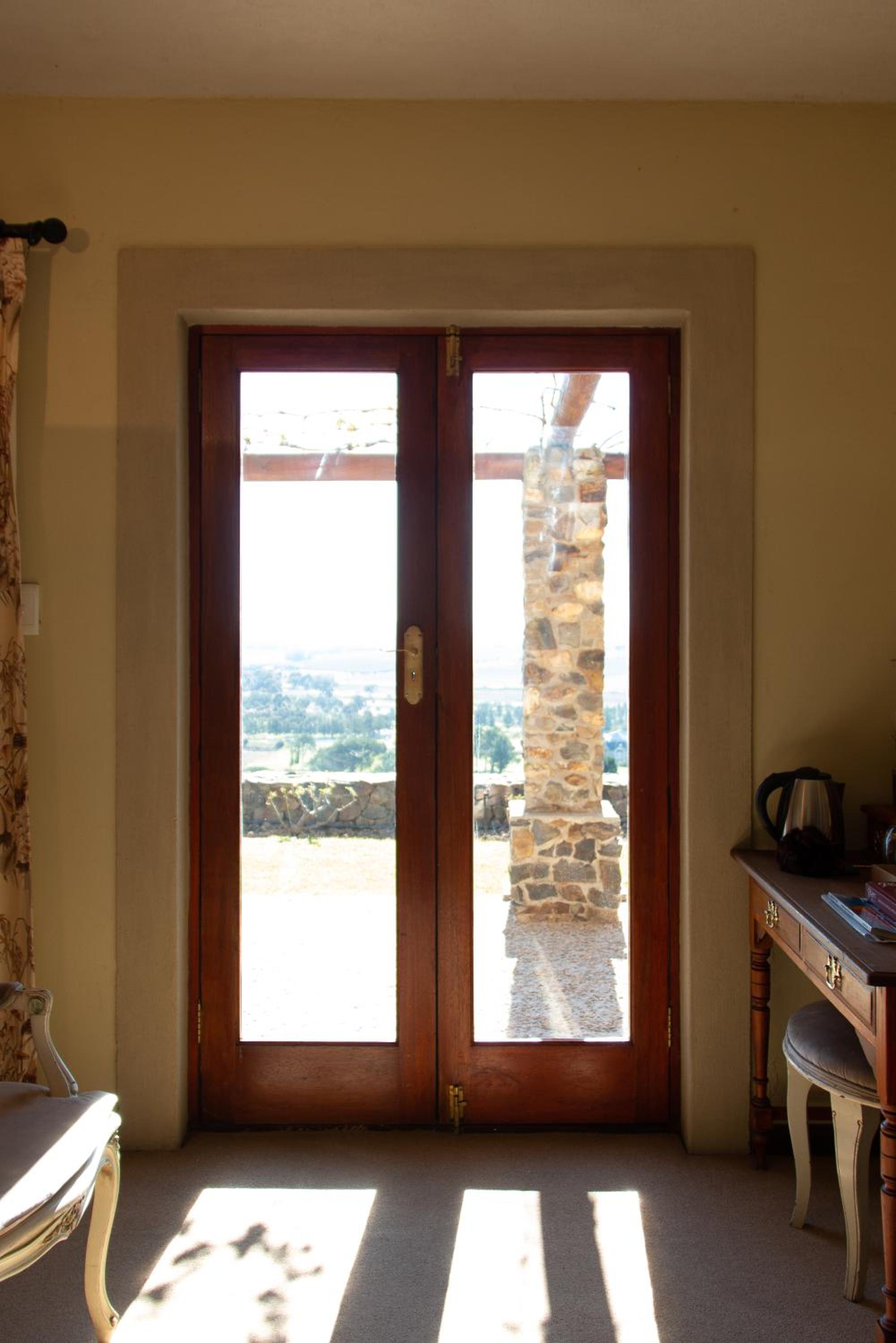 Double or Twin Room with View - Photo 6