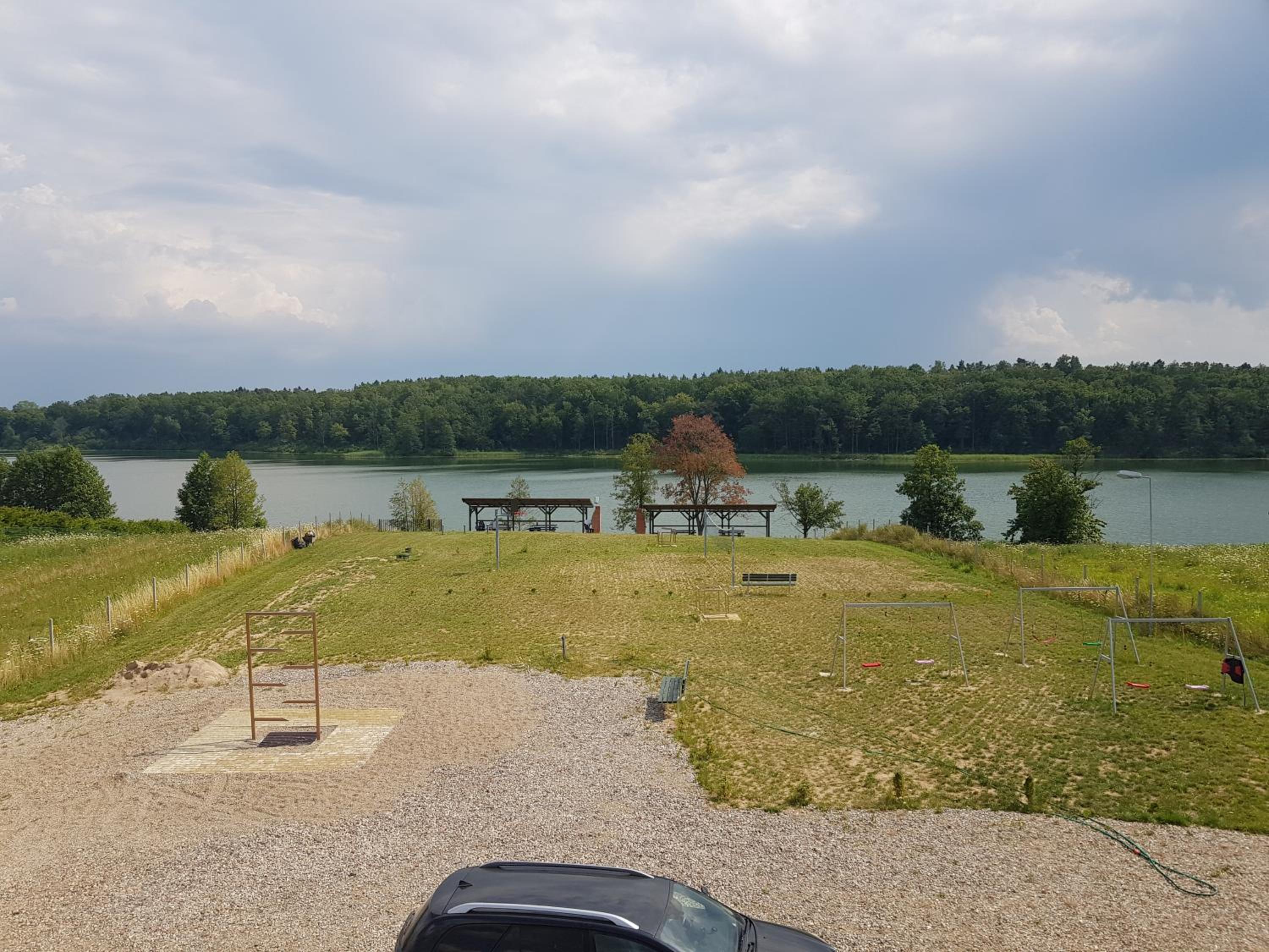Suite with Lake View - Photo 42