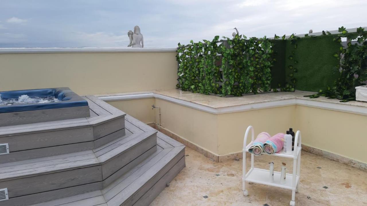 Penthouse Apartment - Photo 4