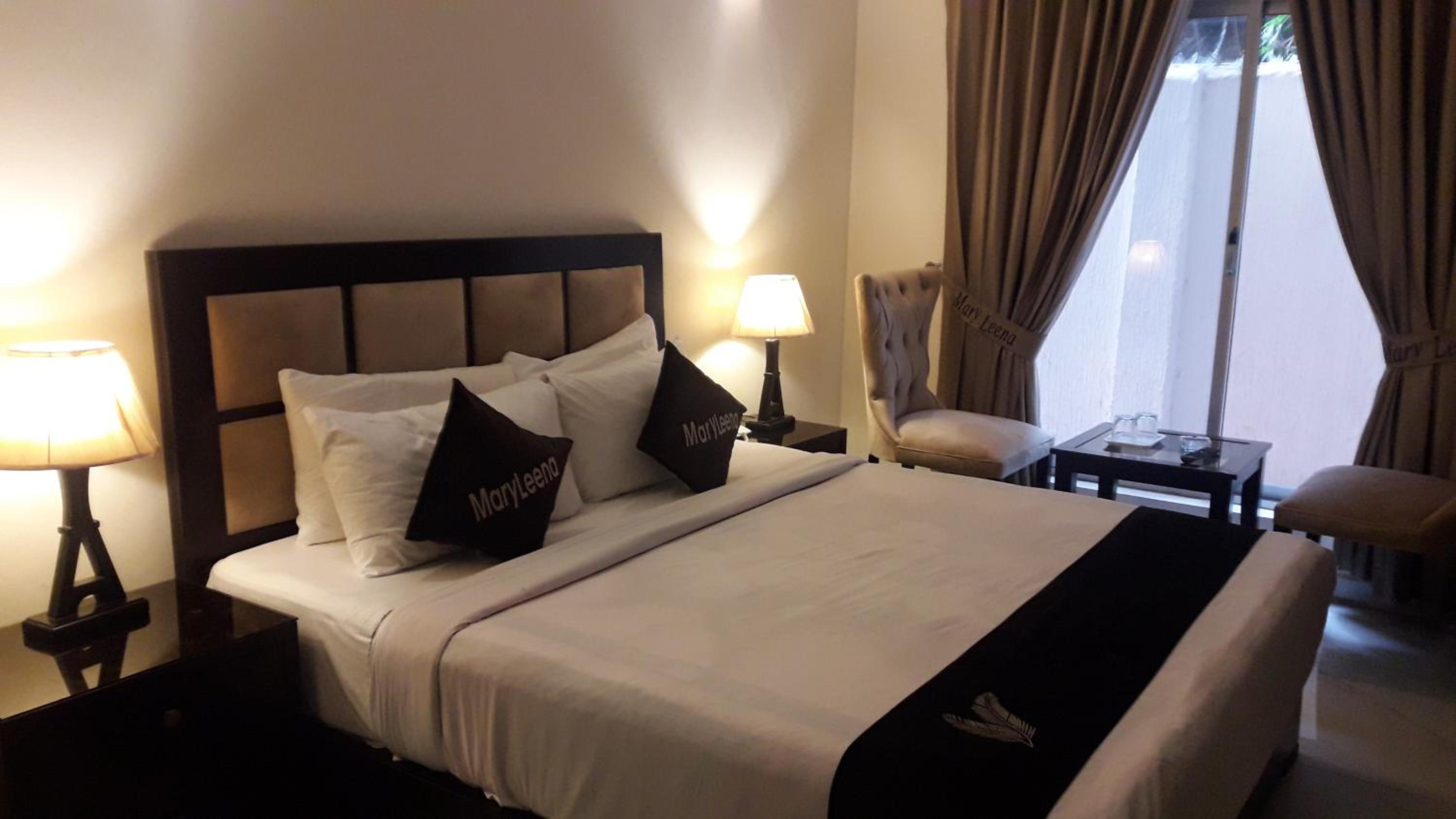 Deluxe Double Room photo 2