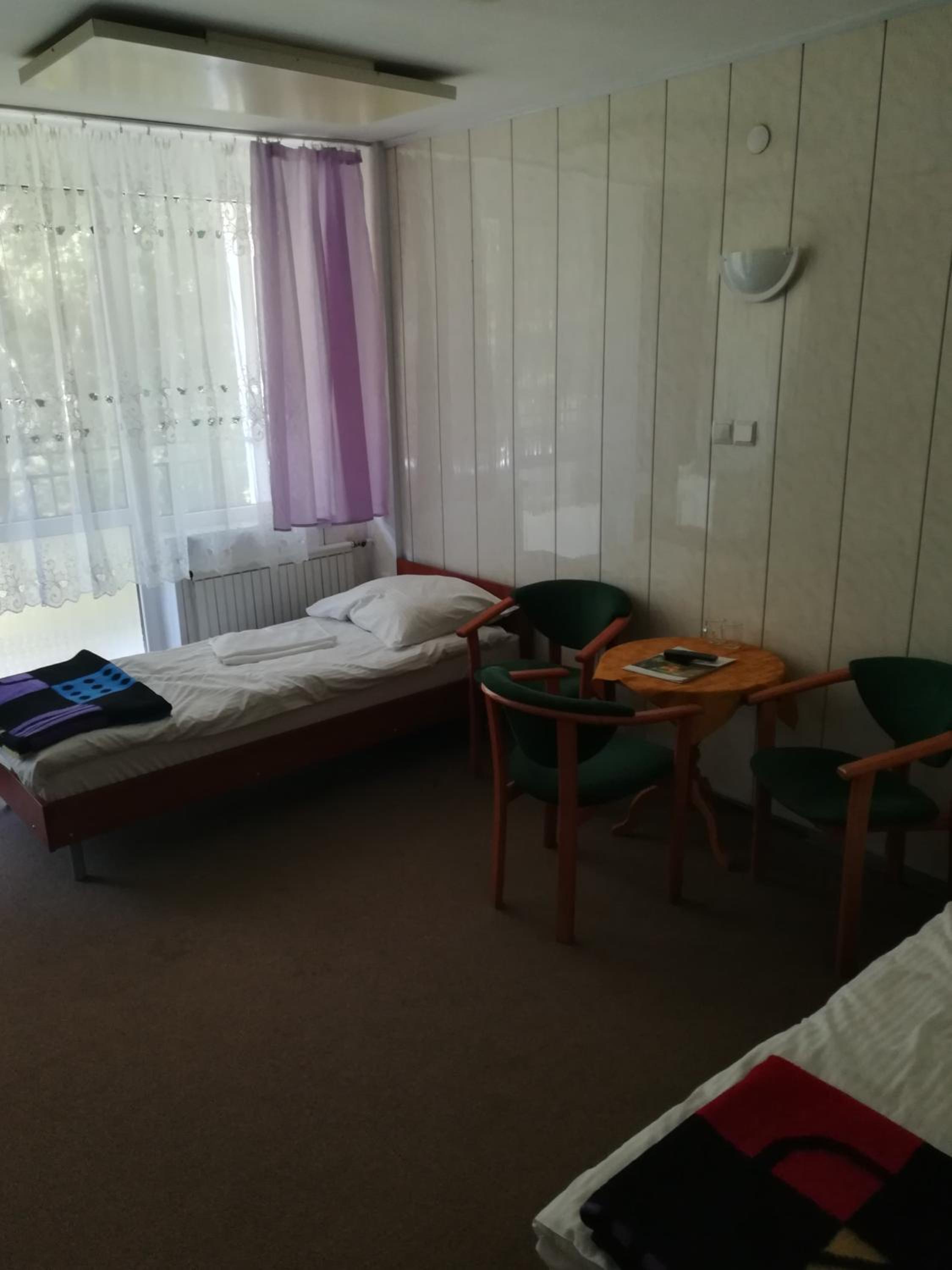 Triple Room - Photo 2