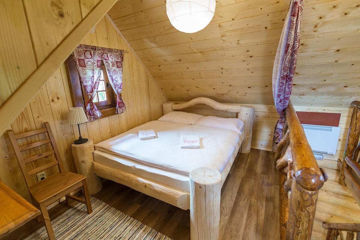 One-Bedroom Apartment - Photo 24