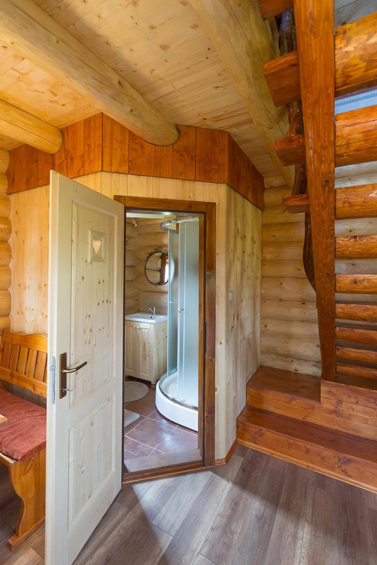 One-Bedroom Apartment - Photo 15