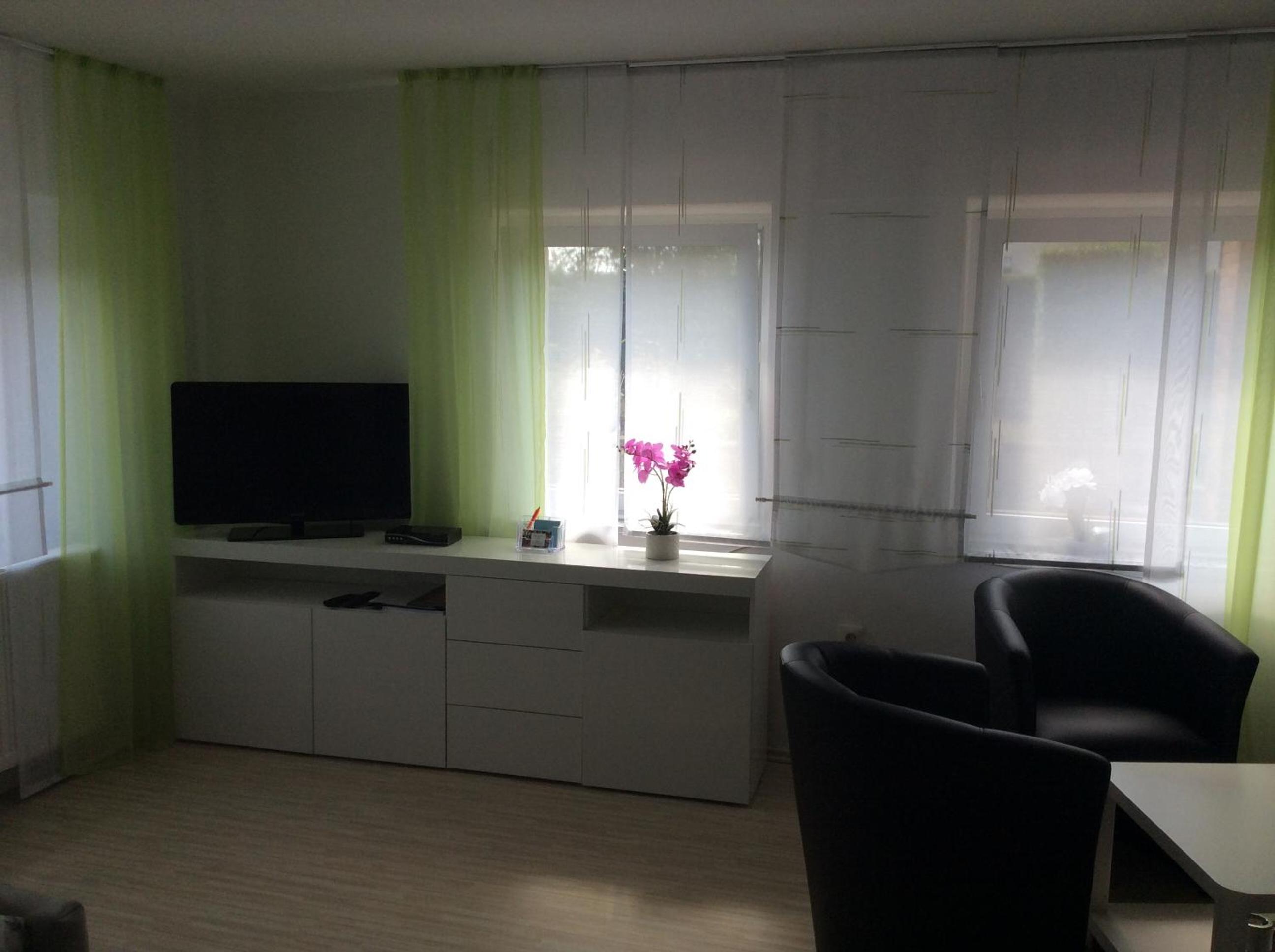 One-Bedroom Apartment - Photo 15