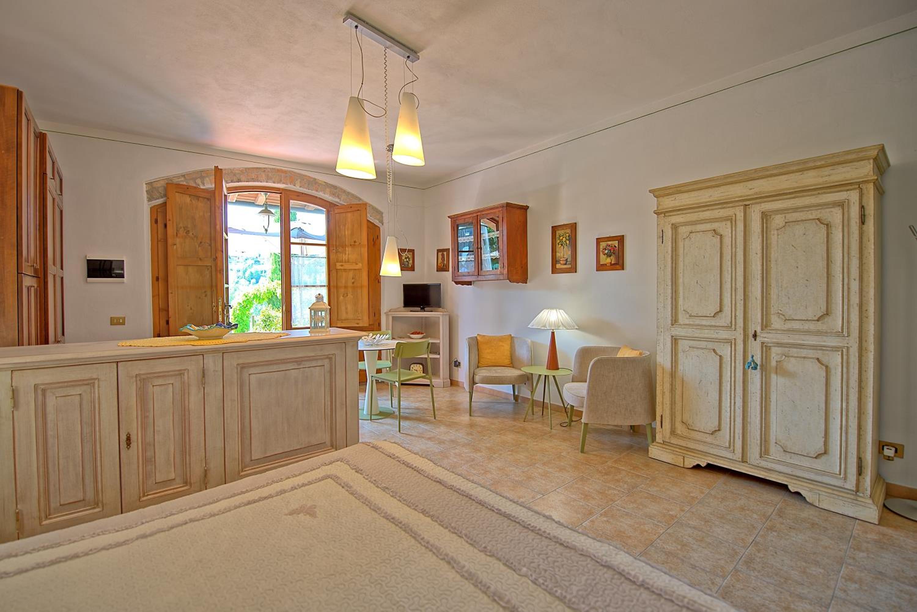 One-Bedroom Apartment (2 People) photo 2