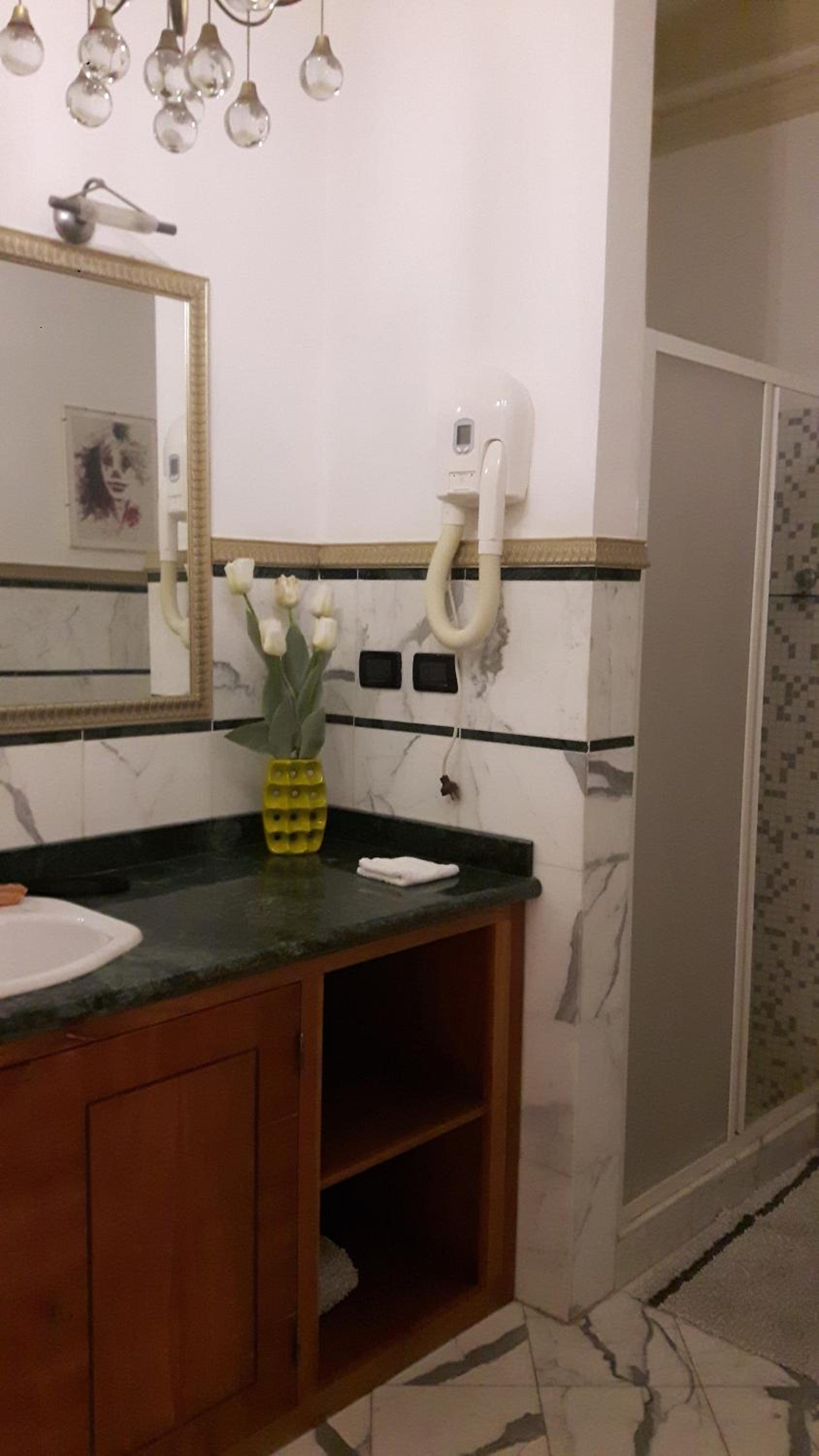 Apartment with Sea View - Photo 2