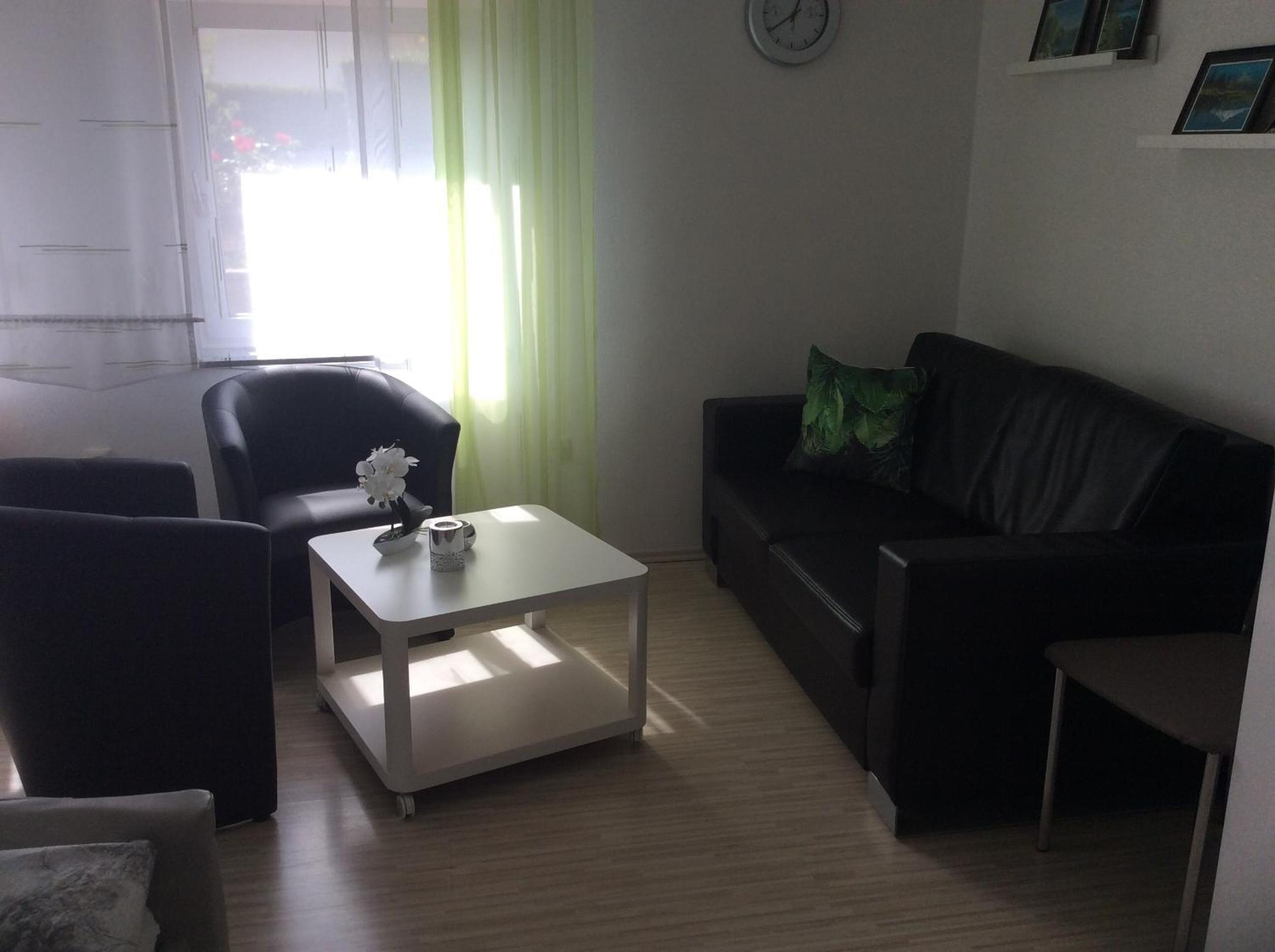 One-Bedroom Apartment - Photo 14