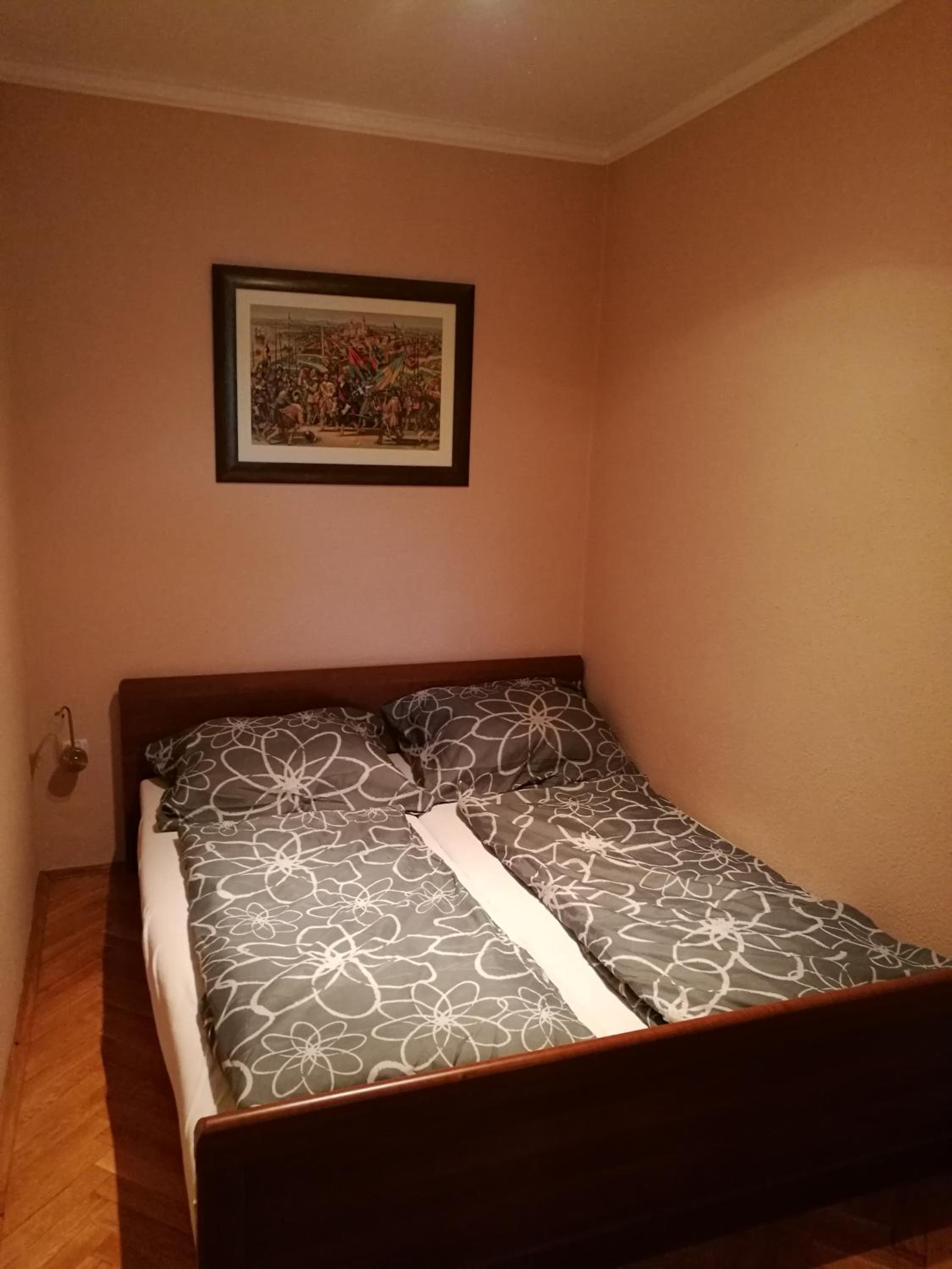 Two-Bedroom Apartment - Photo 9