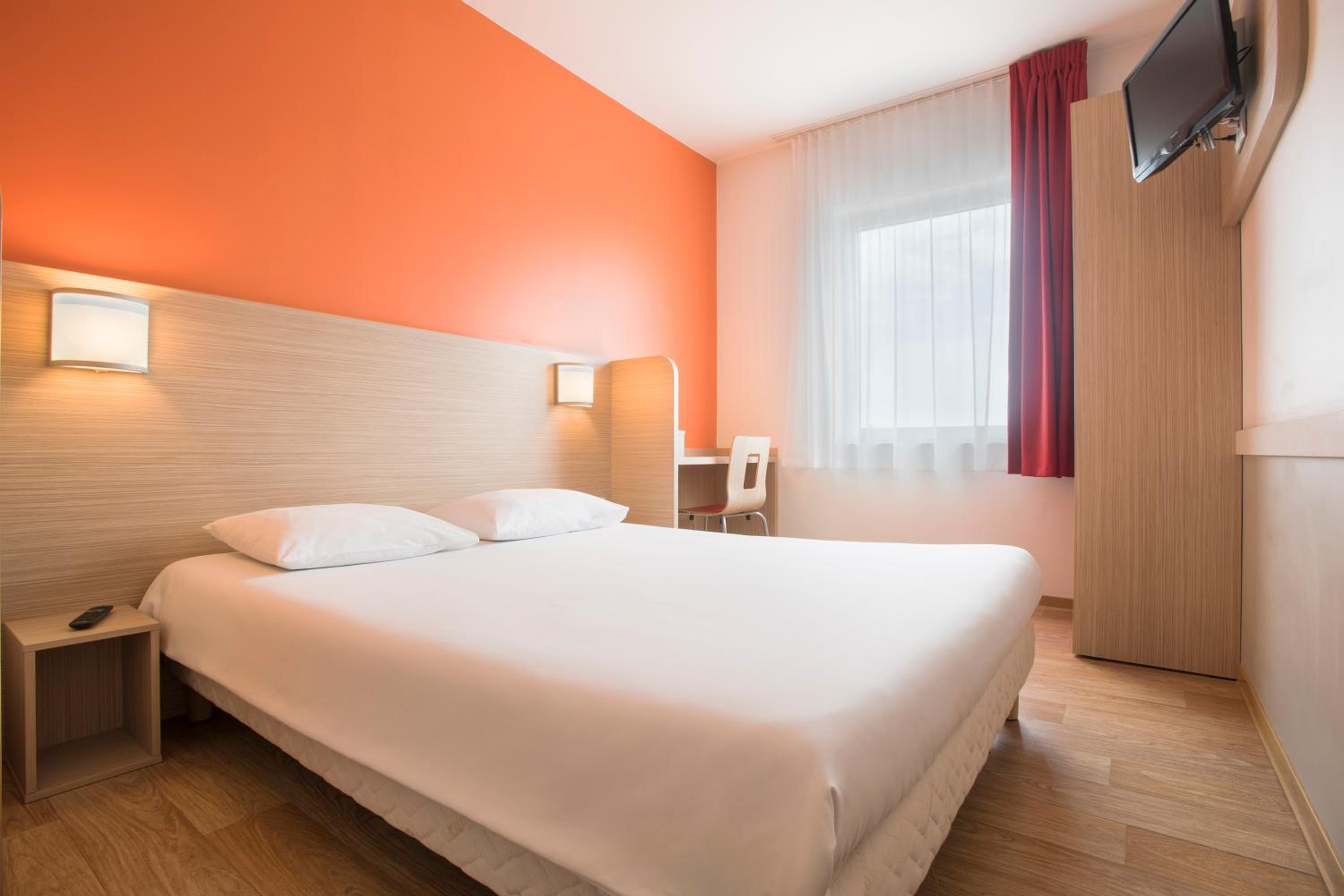 Double Room - Photo 1