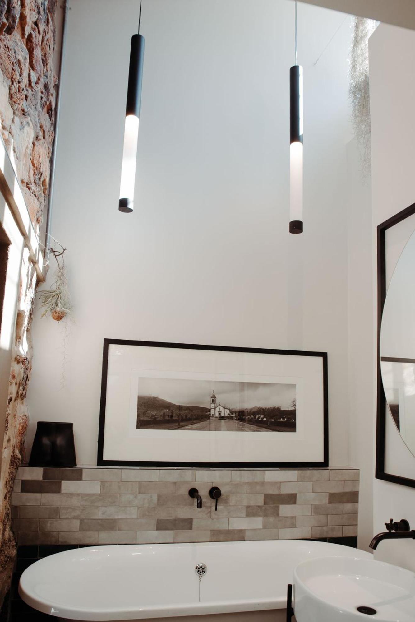 Honeymoon Suite - Photo 6