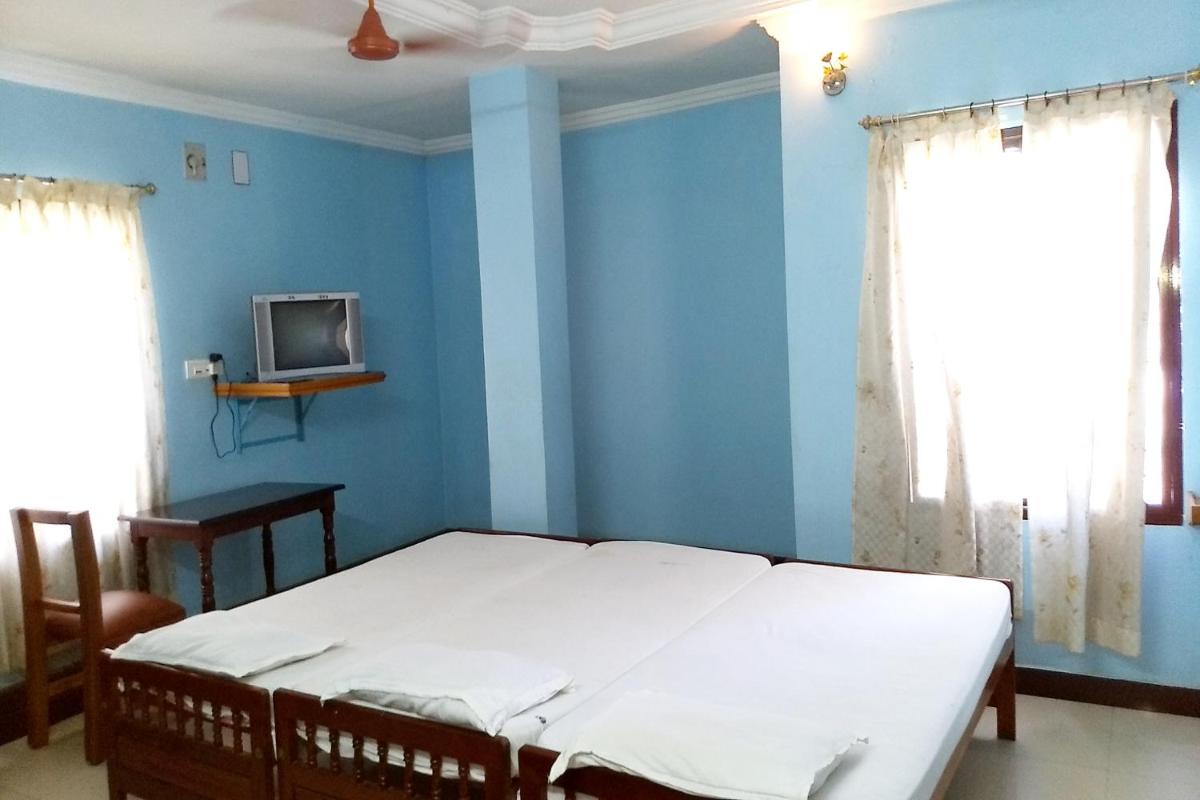 Standard Triple Room photo 2