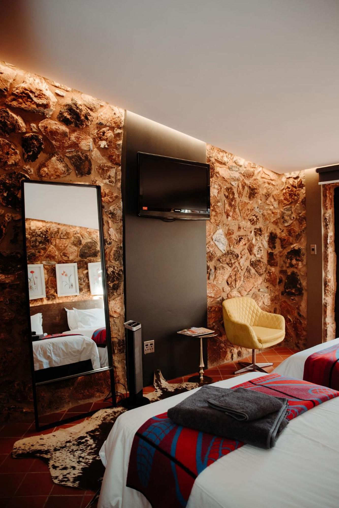 Luxury Double Room - Photo 11