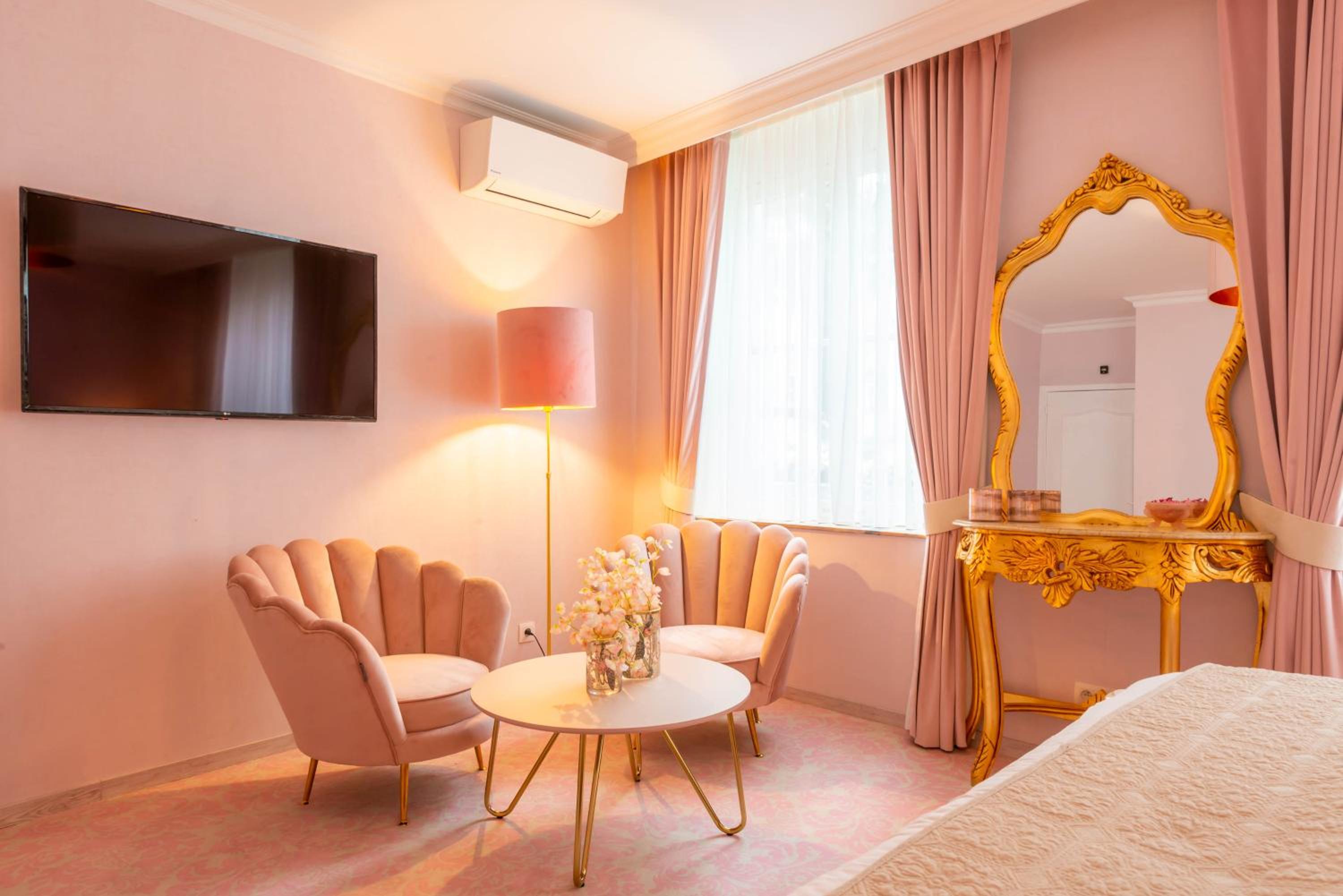 Pink Suite - Photo 4