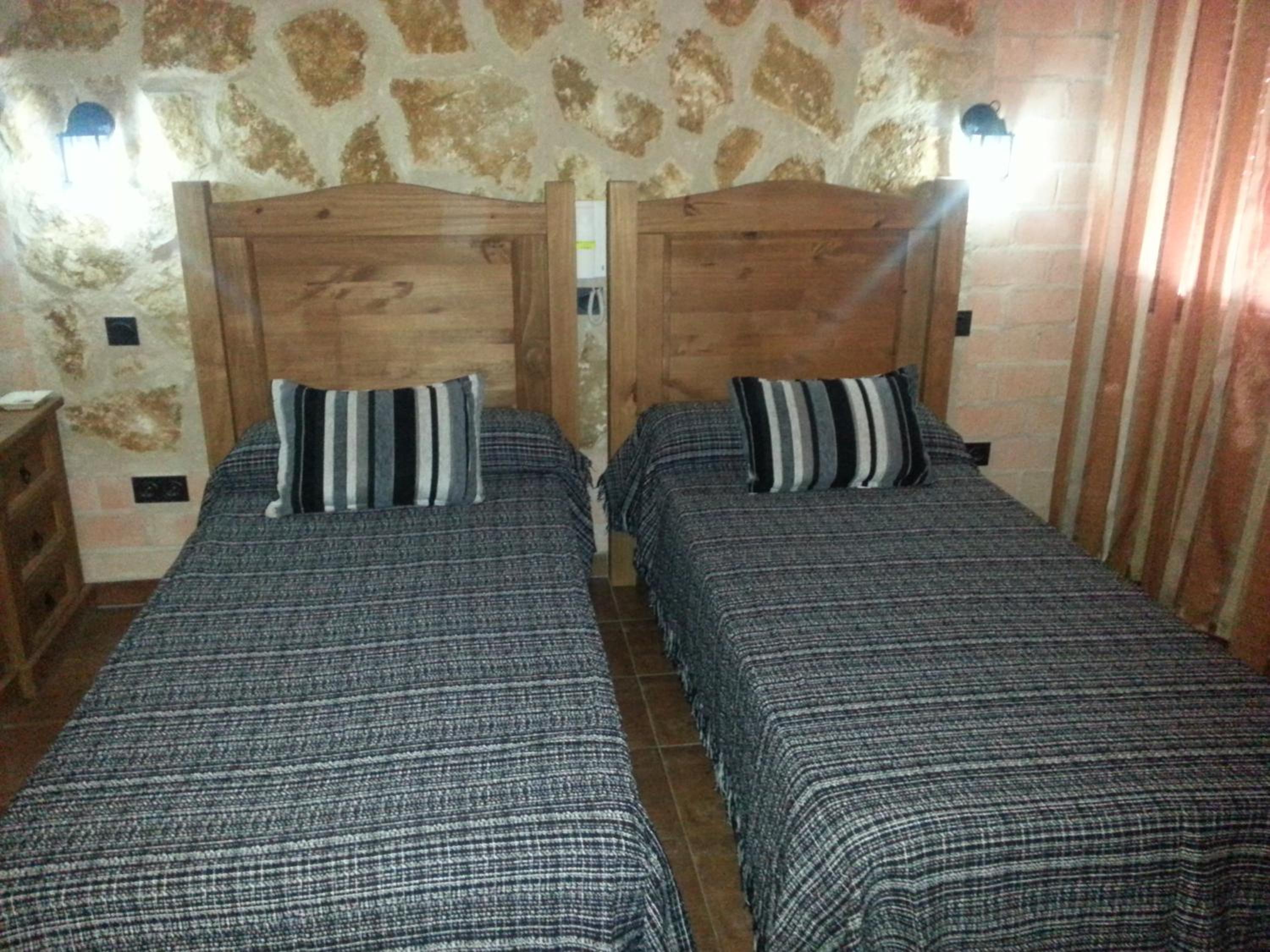 Double or Twin Room photo 2