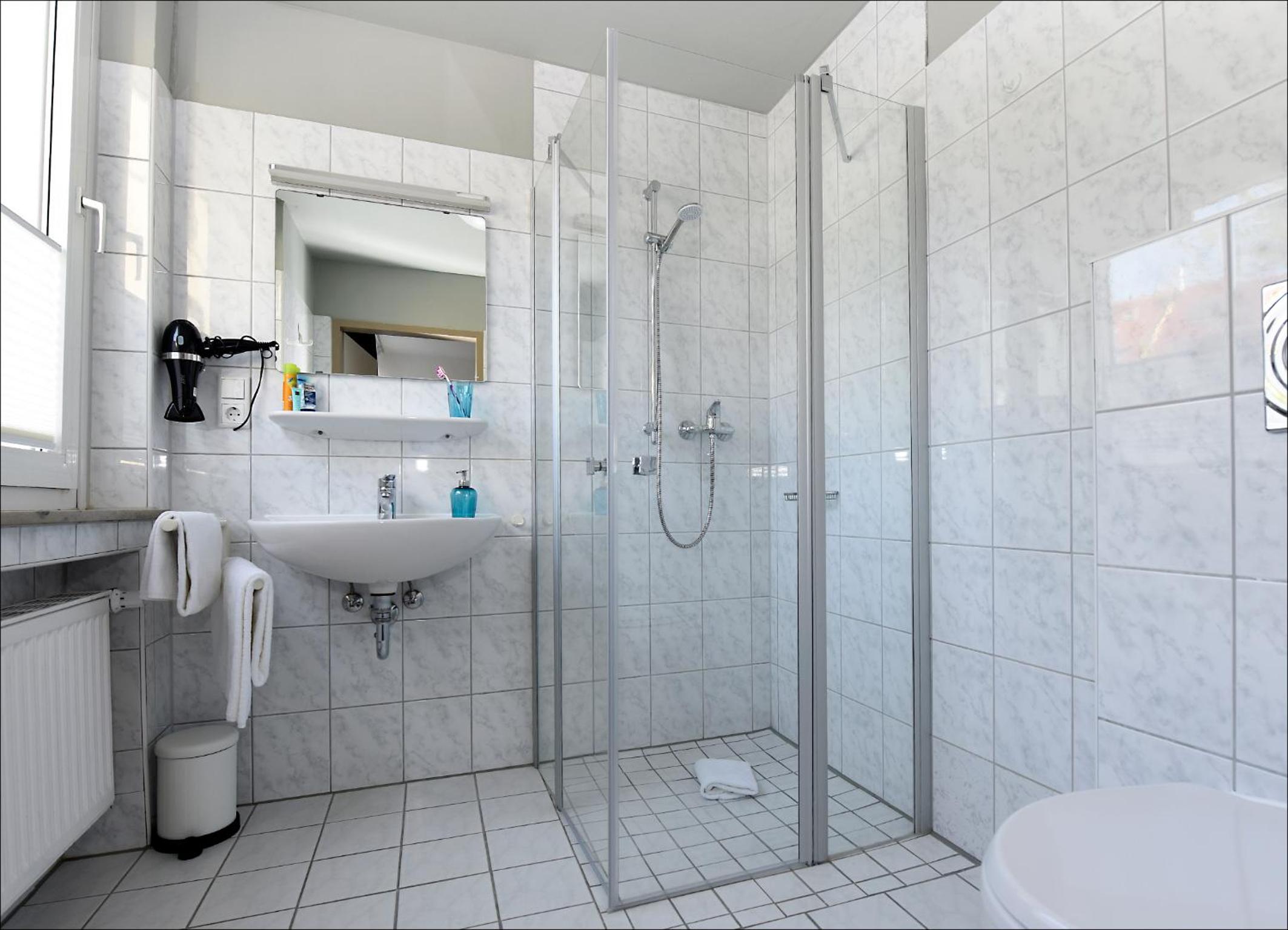 Double Room - Photo 3