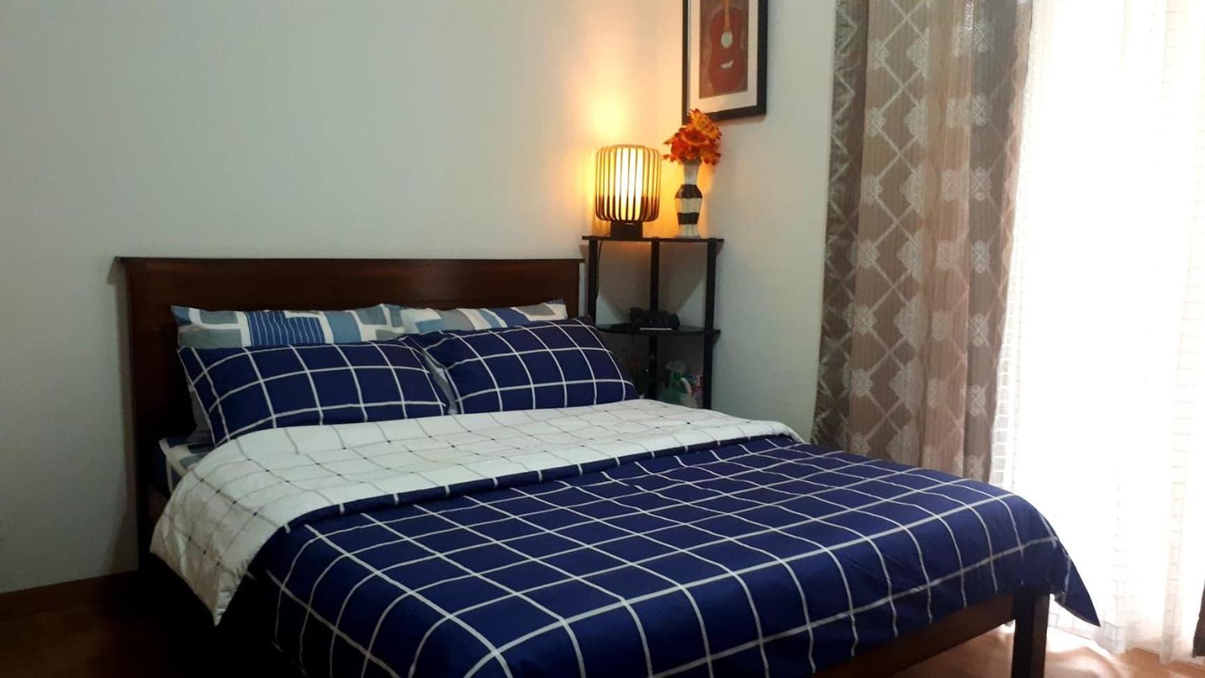 Studio Apartment - Photo 1