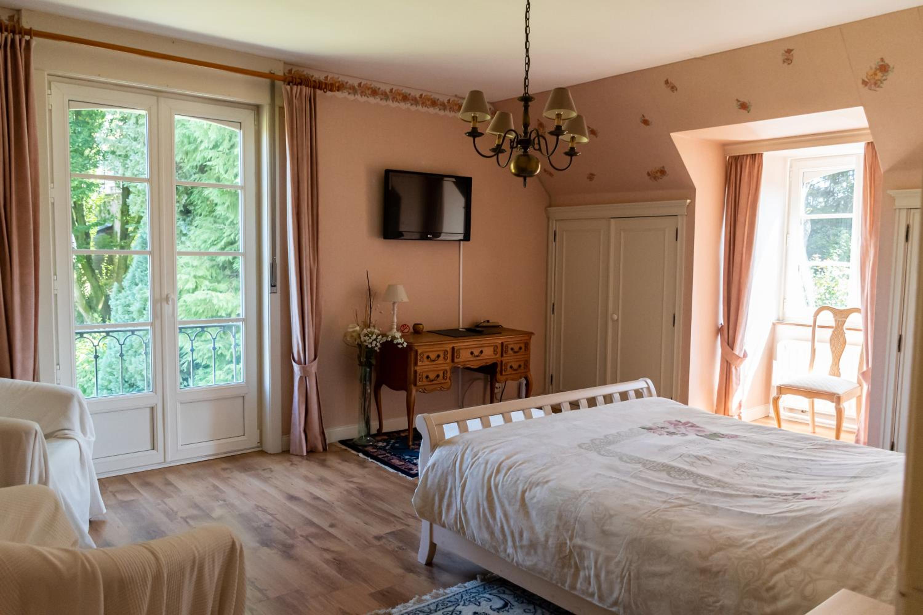 Large Double Room photo 2