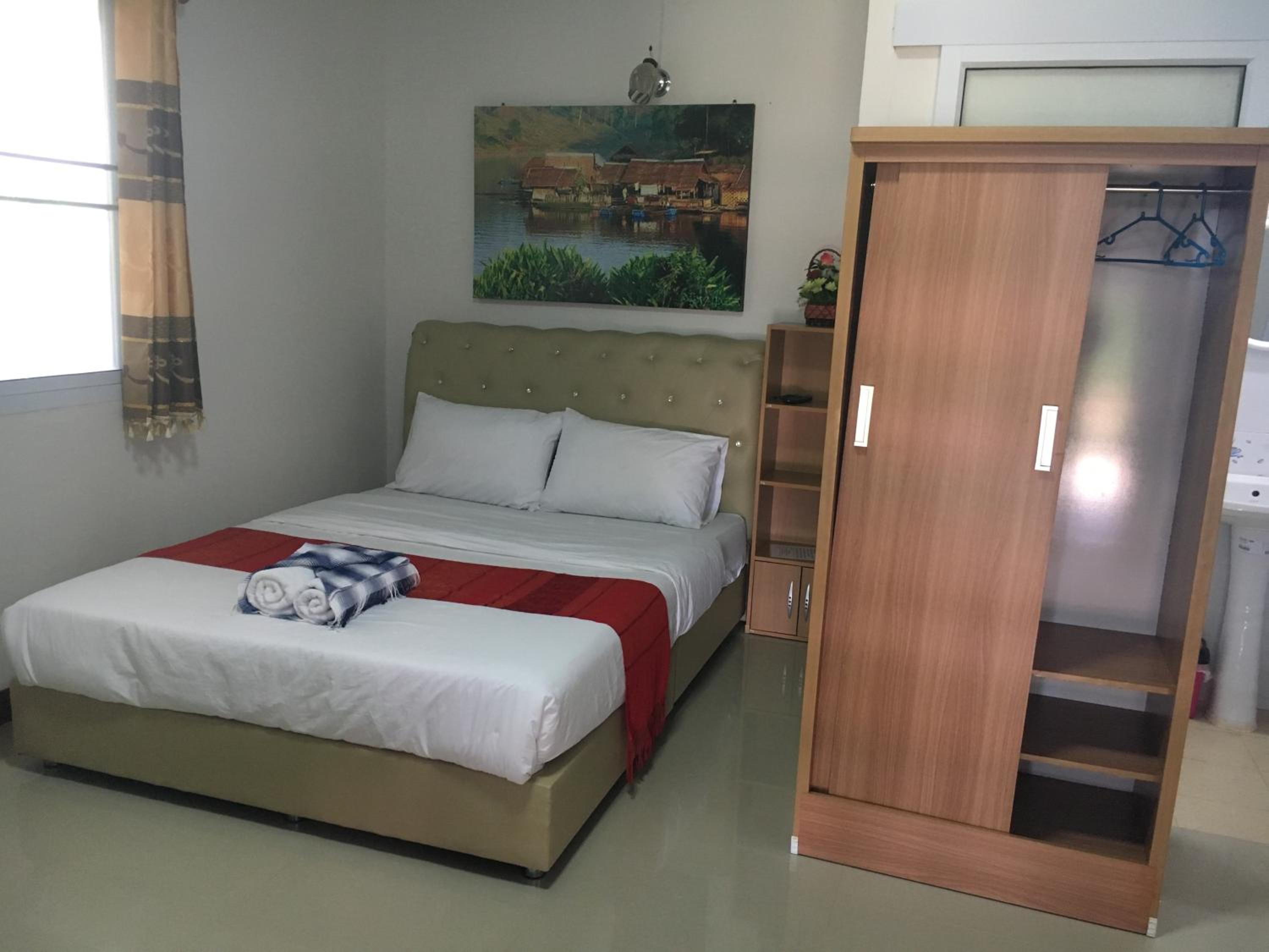 Double Room with Private Bathroom - Photo 1