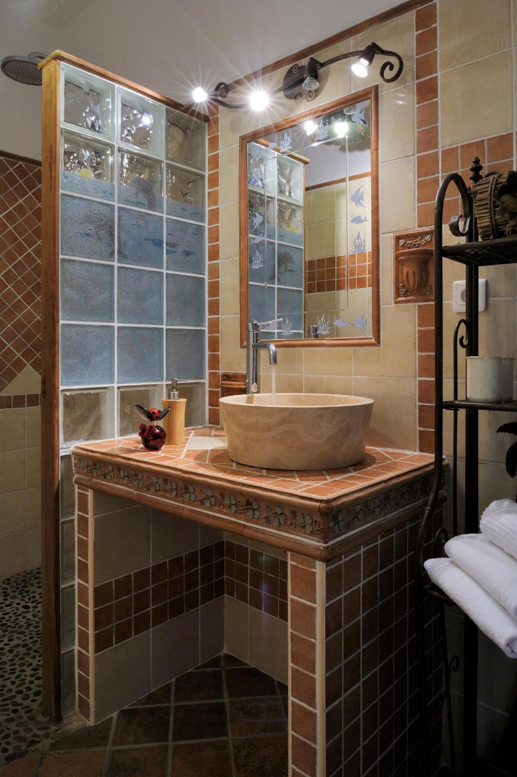 Suite with City View photo 2