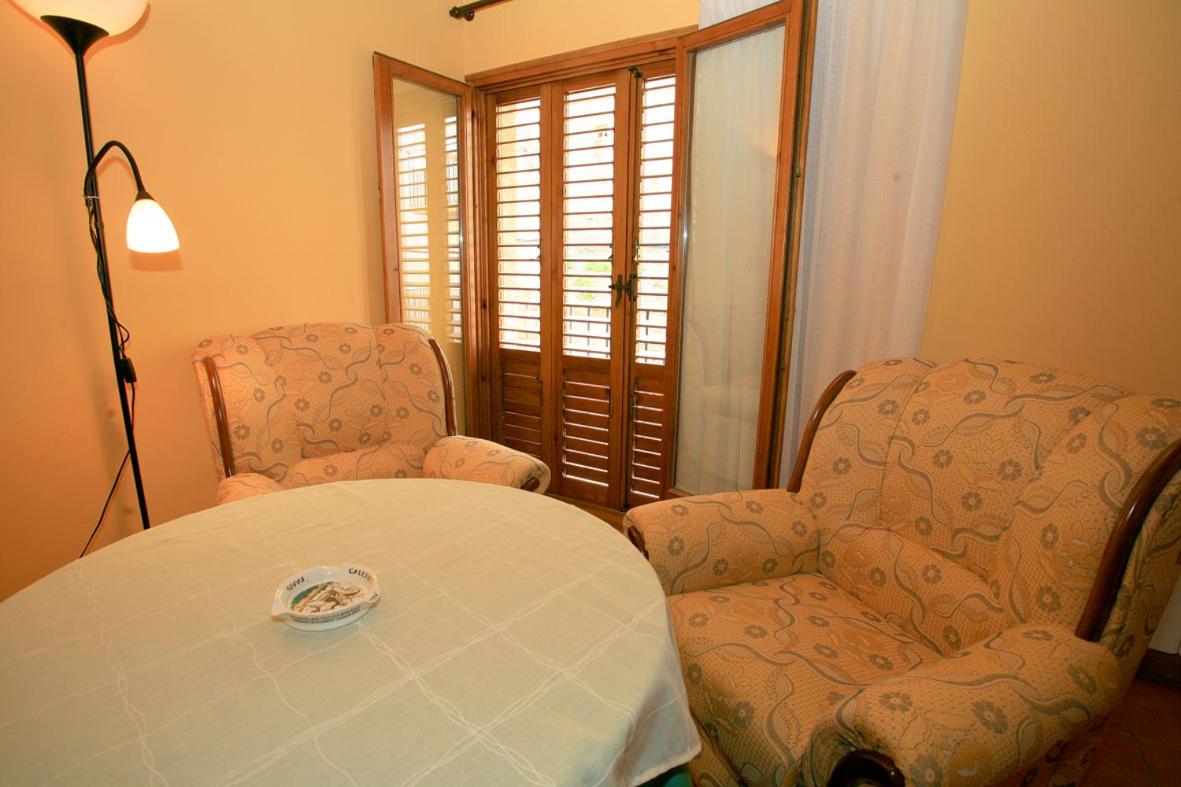 Large Double Room photo 2