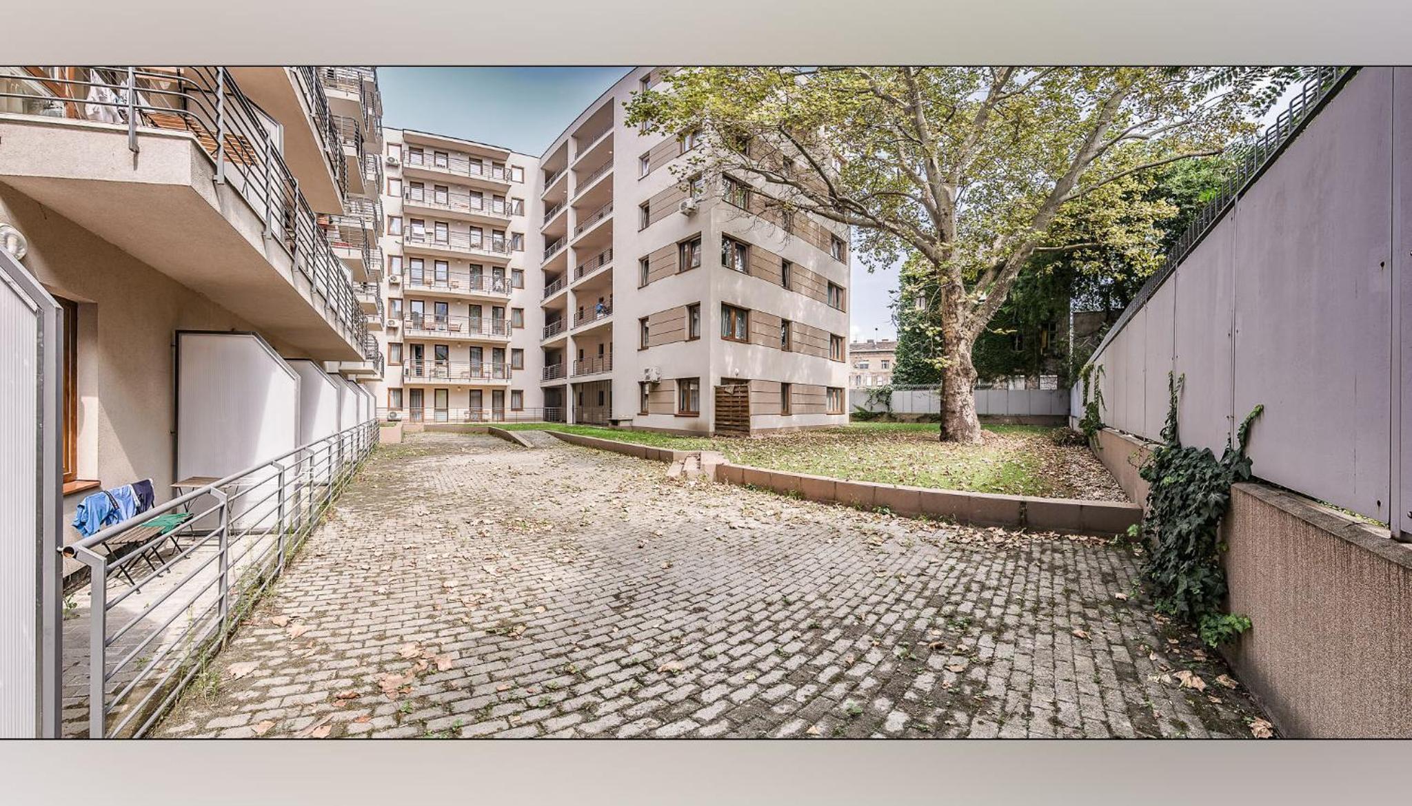 Prince Apartments — photo 90