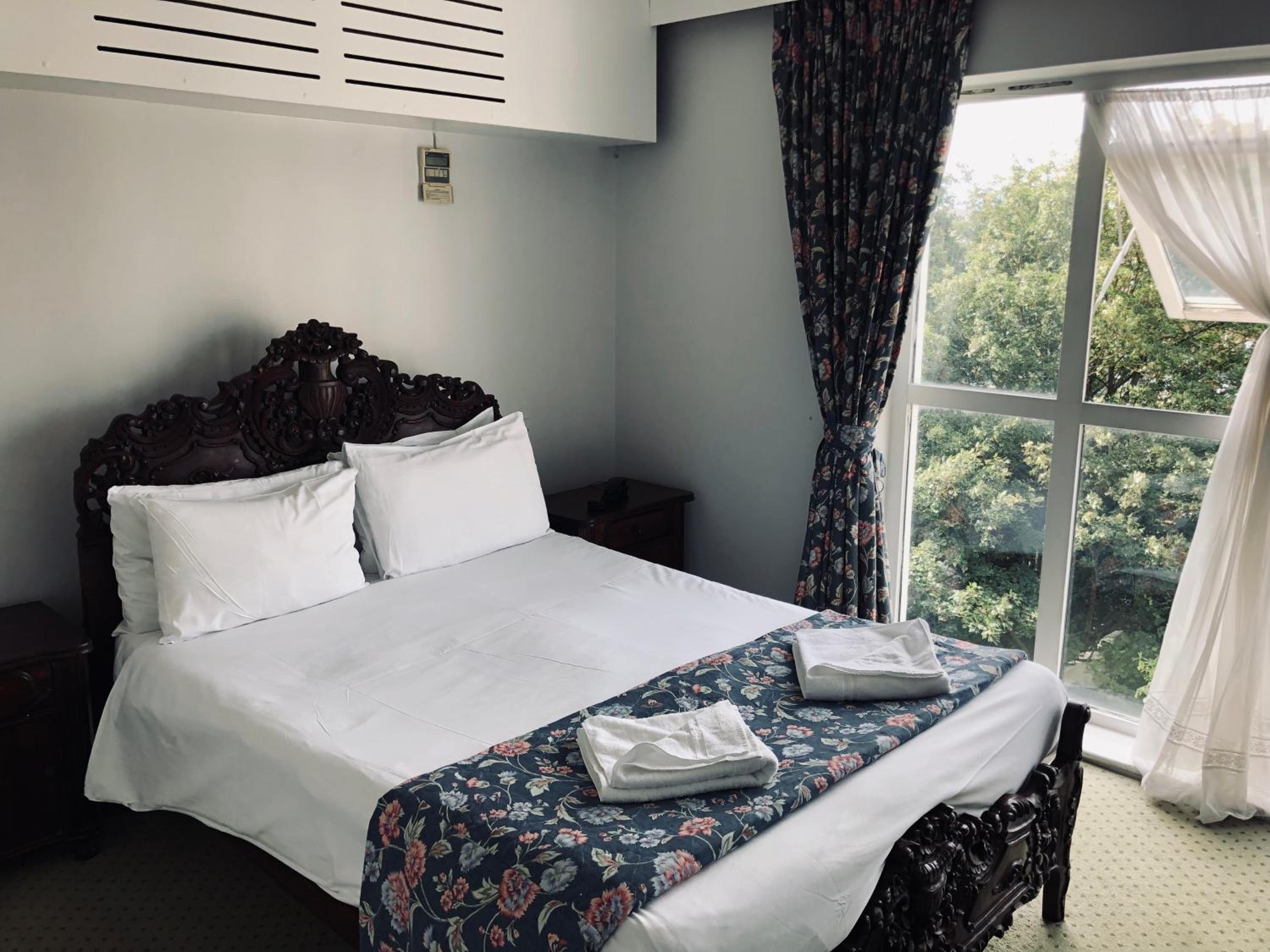Standard Double Room photo 3
